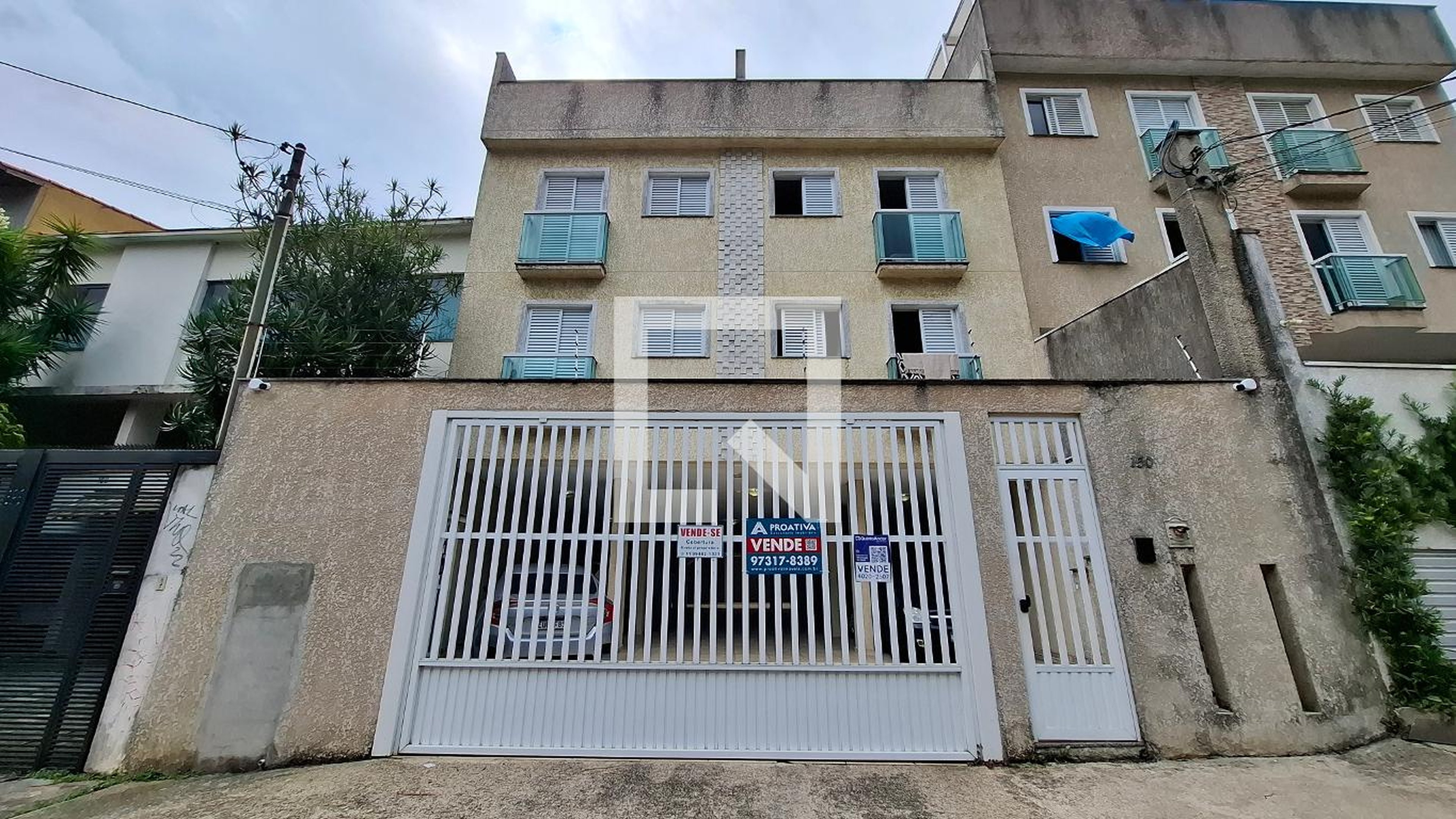 Fachada Condomínio em Rua Paulo Novais, 150