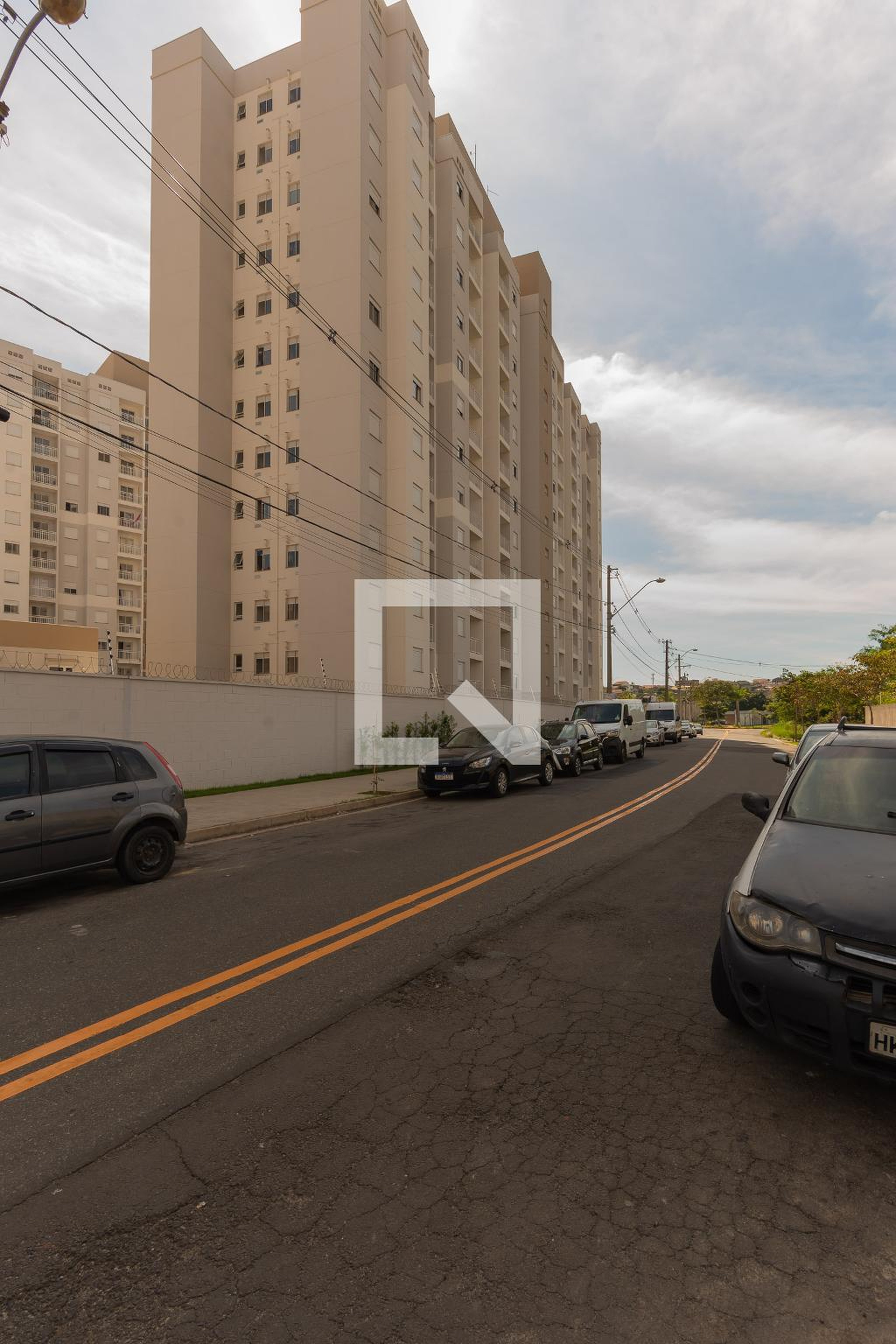 Fachada Residencial Dez Parque das Bandeiras