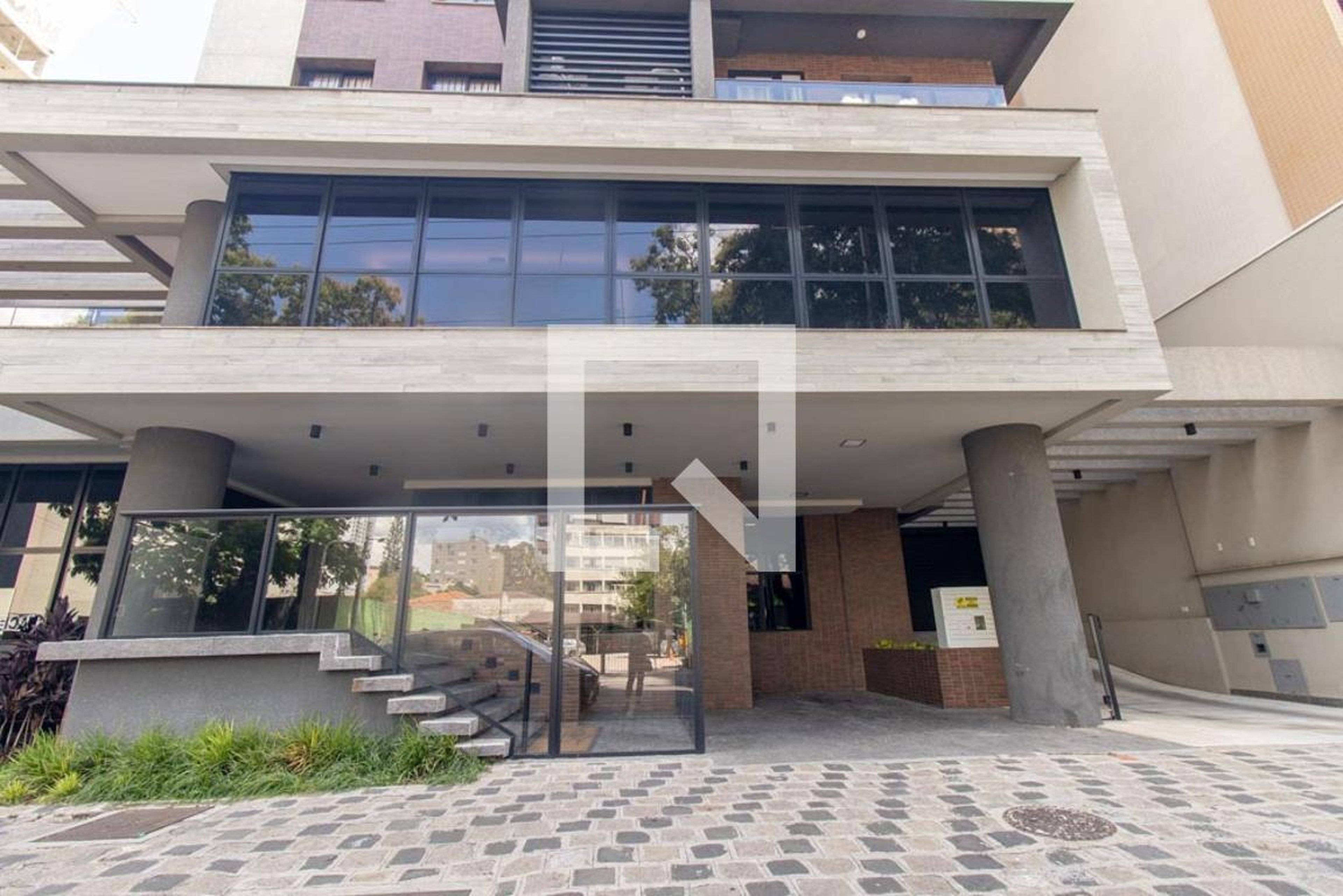 Fachada do Condomínio Edifício New Faivre