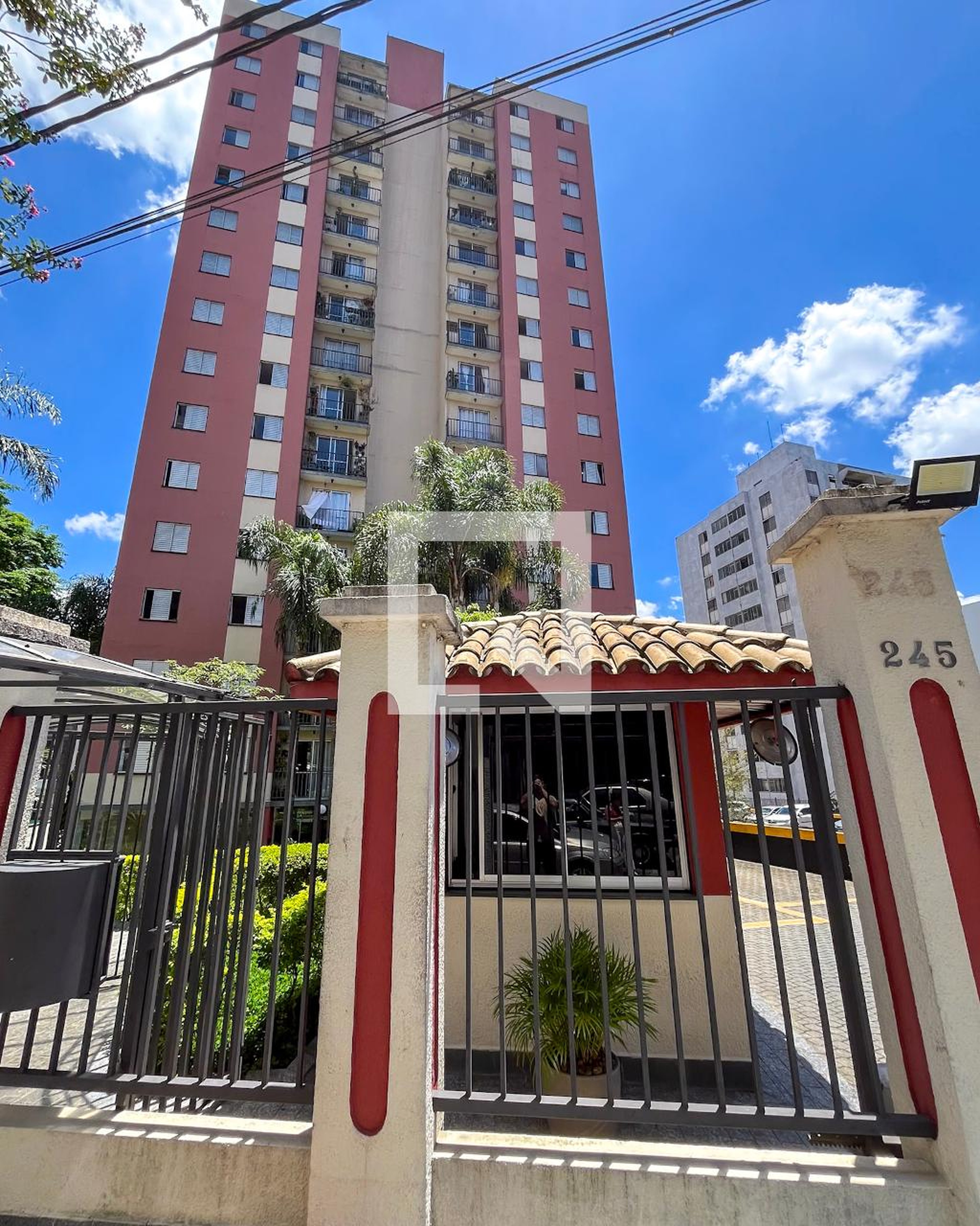 Fachada Condomínio Parque Botânico