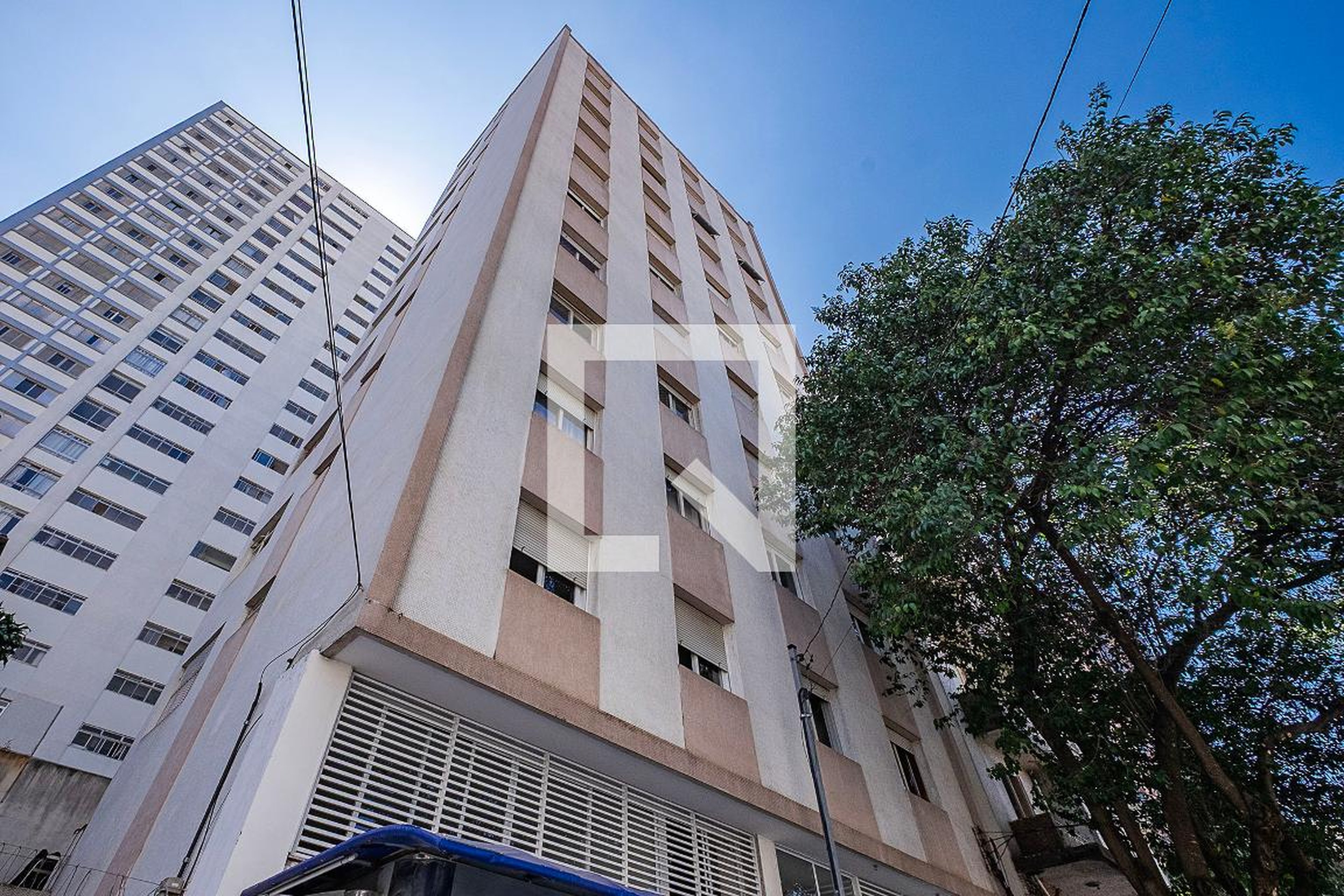 Fachada Condomínio em Rua Tutóia, 236