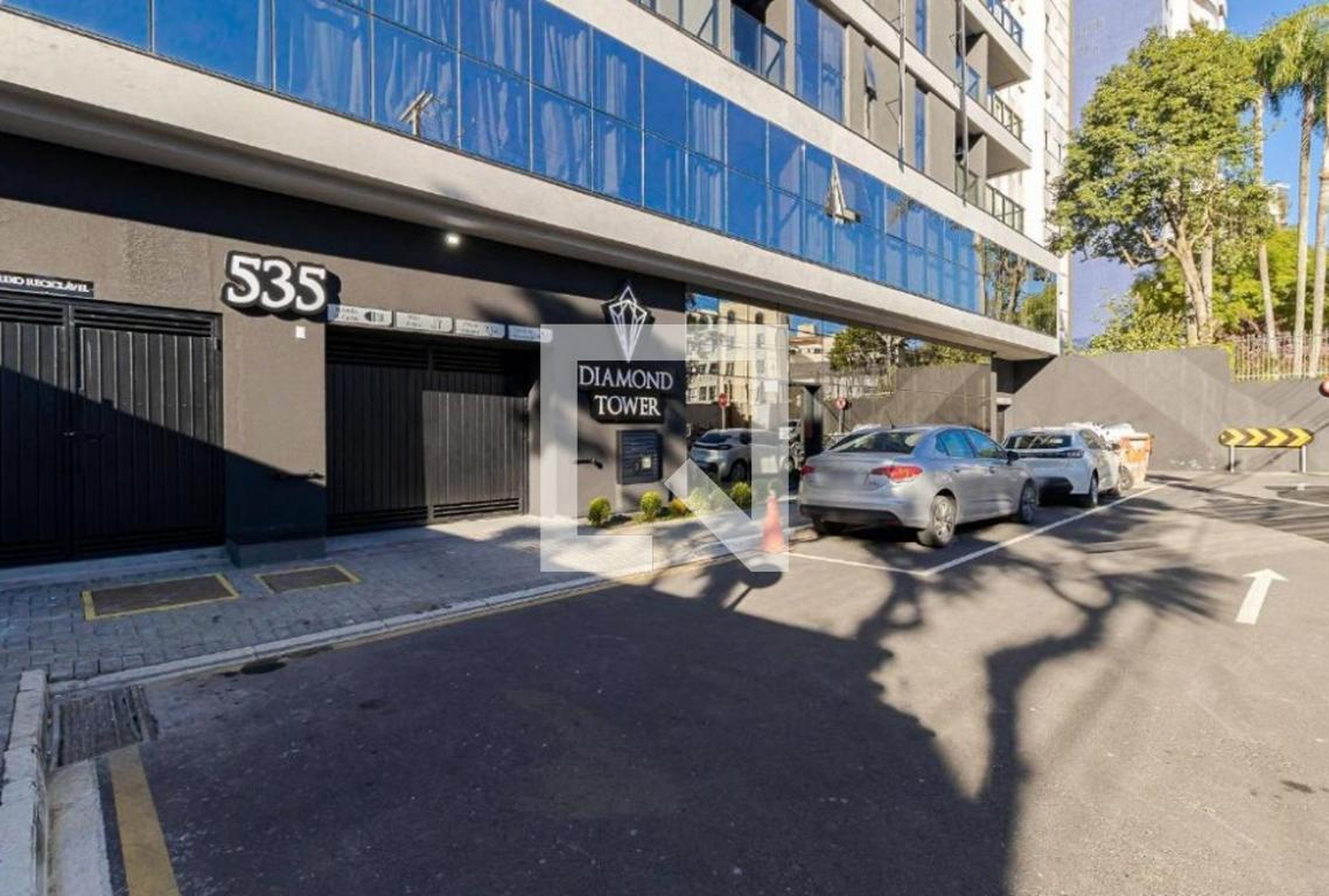 Fachada Condomínio em Rua Castro Alves, 535