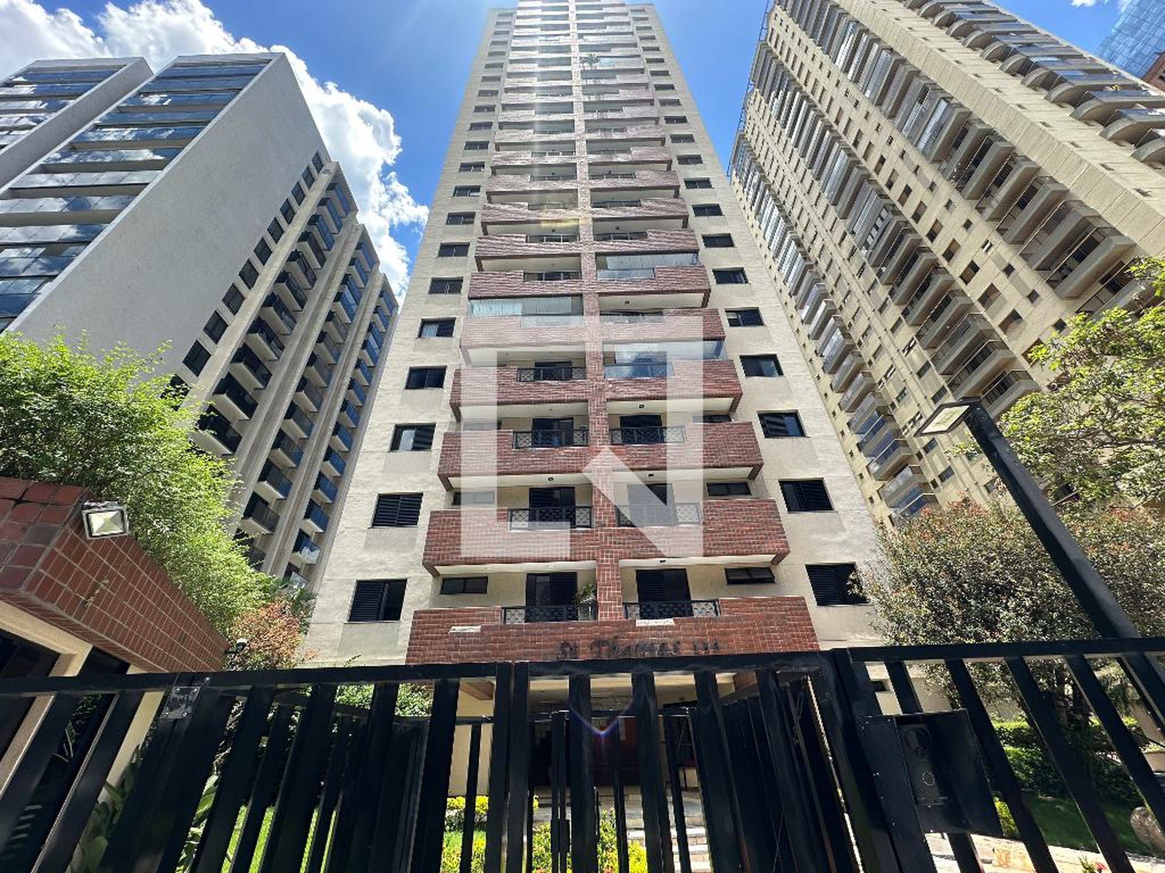 Fachada Condomínio Saint Thomas