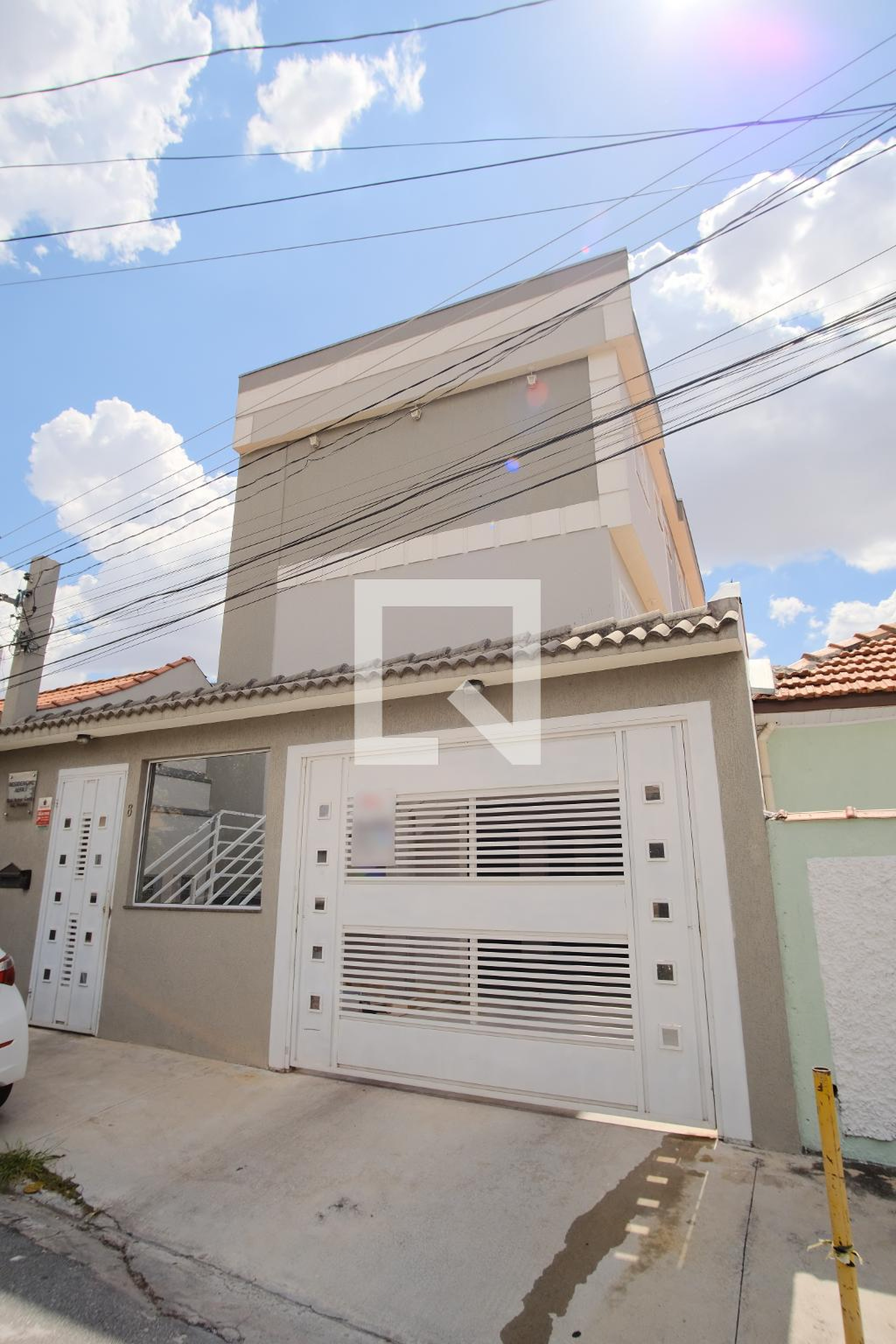 Fachada Condomínio em Rua Arthur Góes Filho, 6