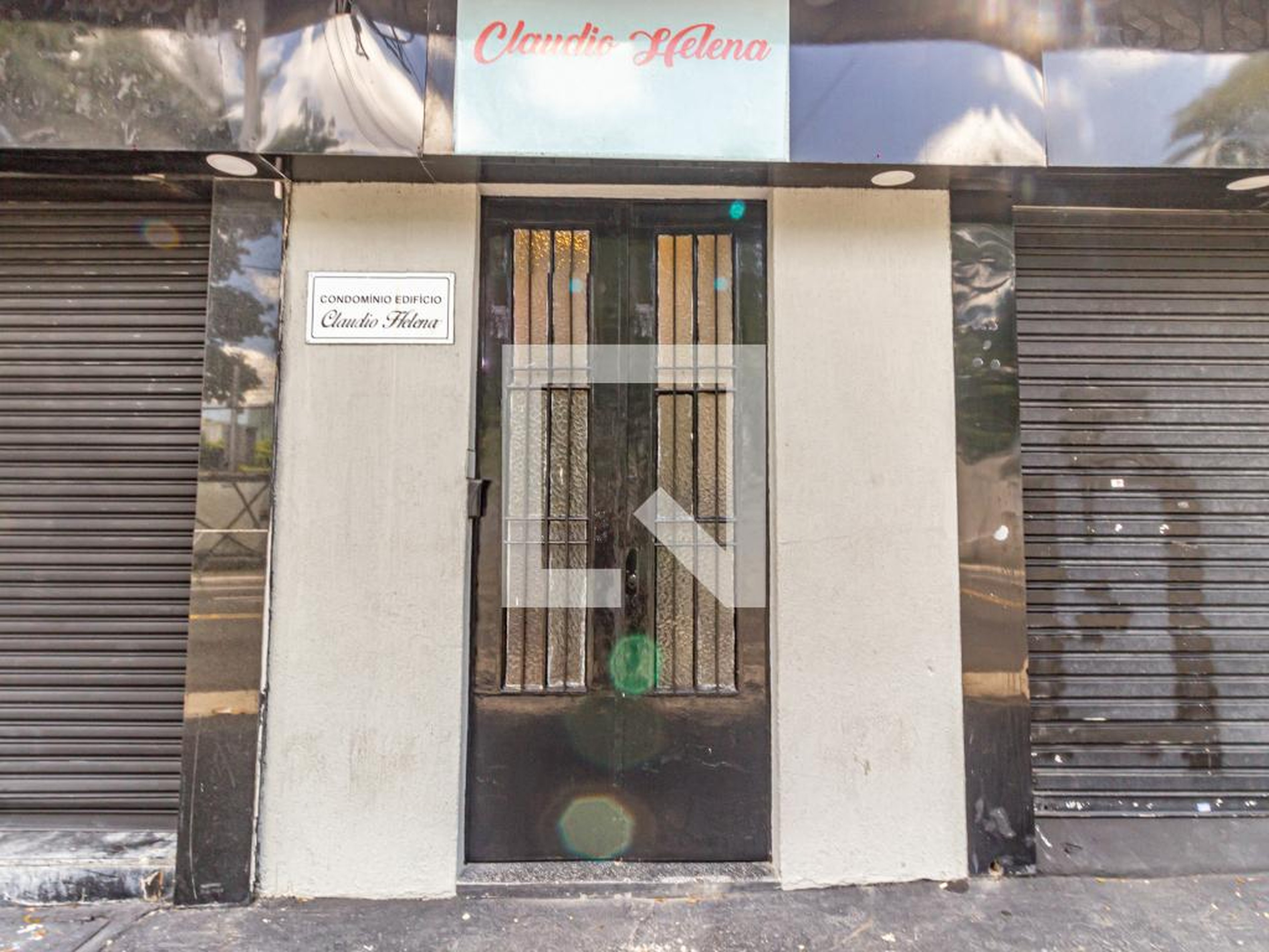Fachada Edifício claudio Helena