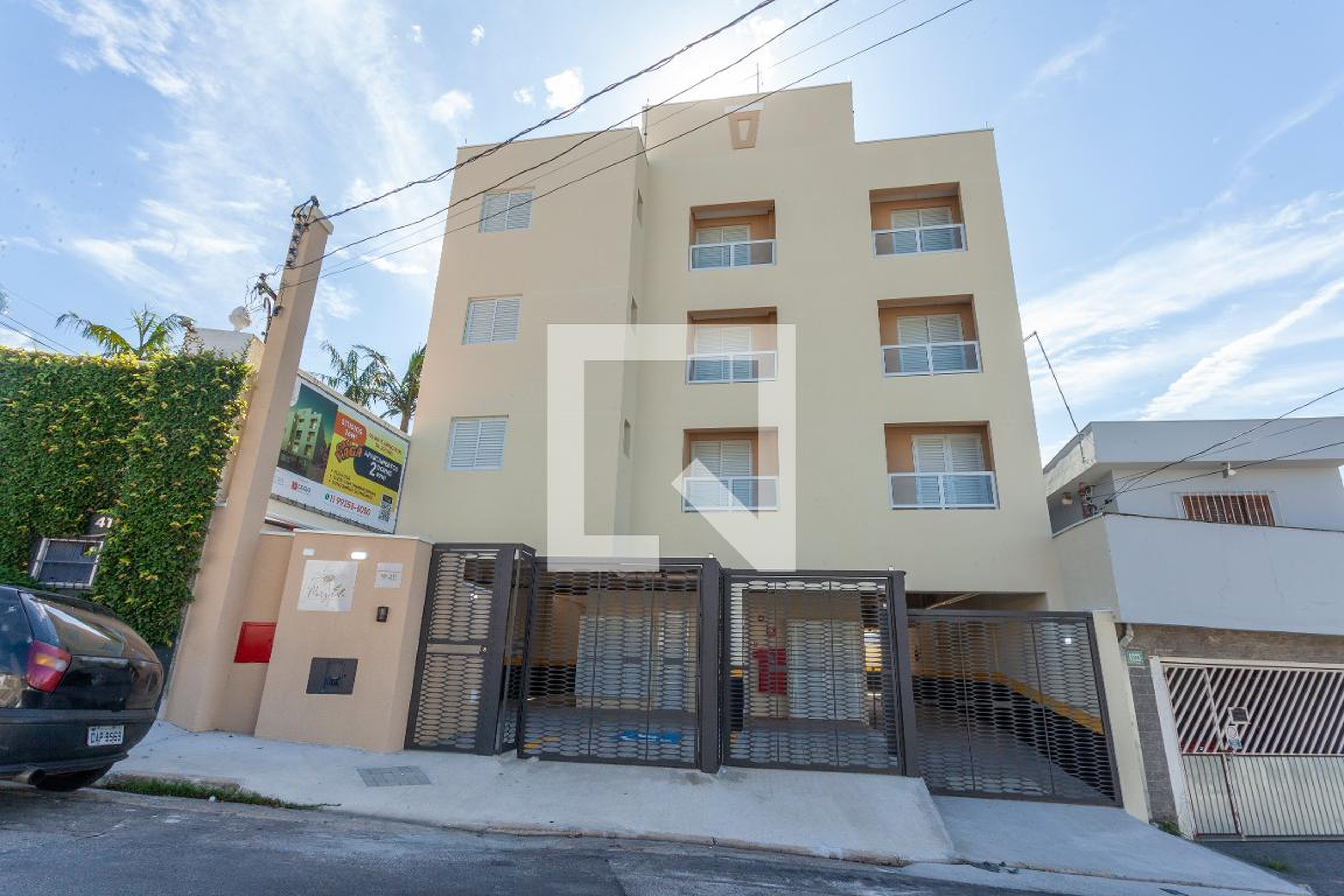 Fachada do Prédio Condomínio em Rua Marfim, 402