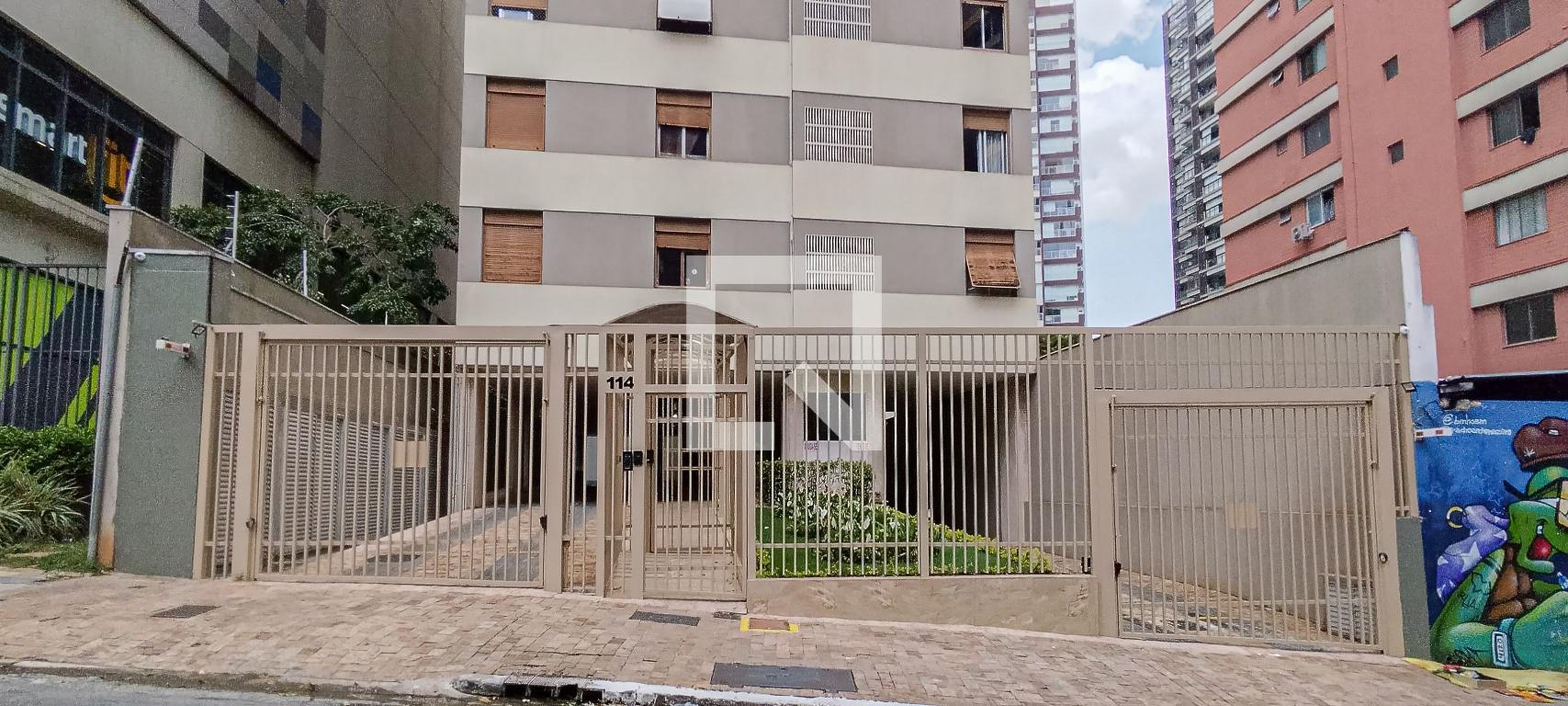 Fachada Edifício Letícia