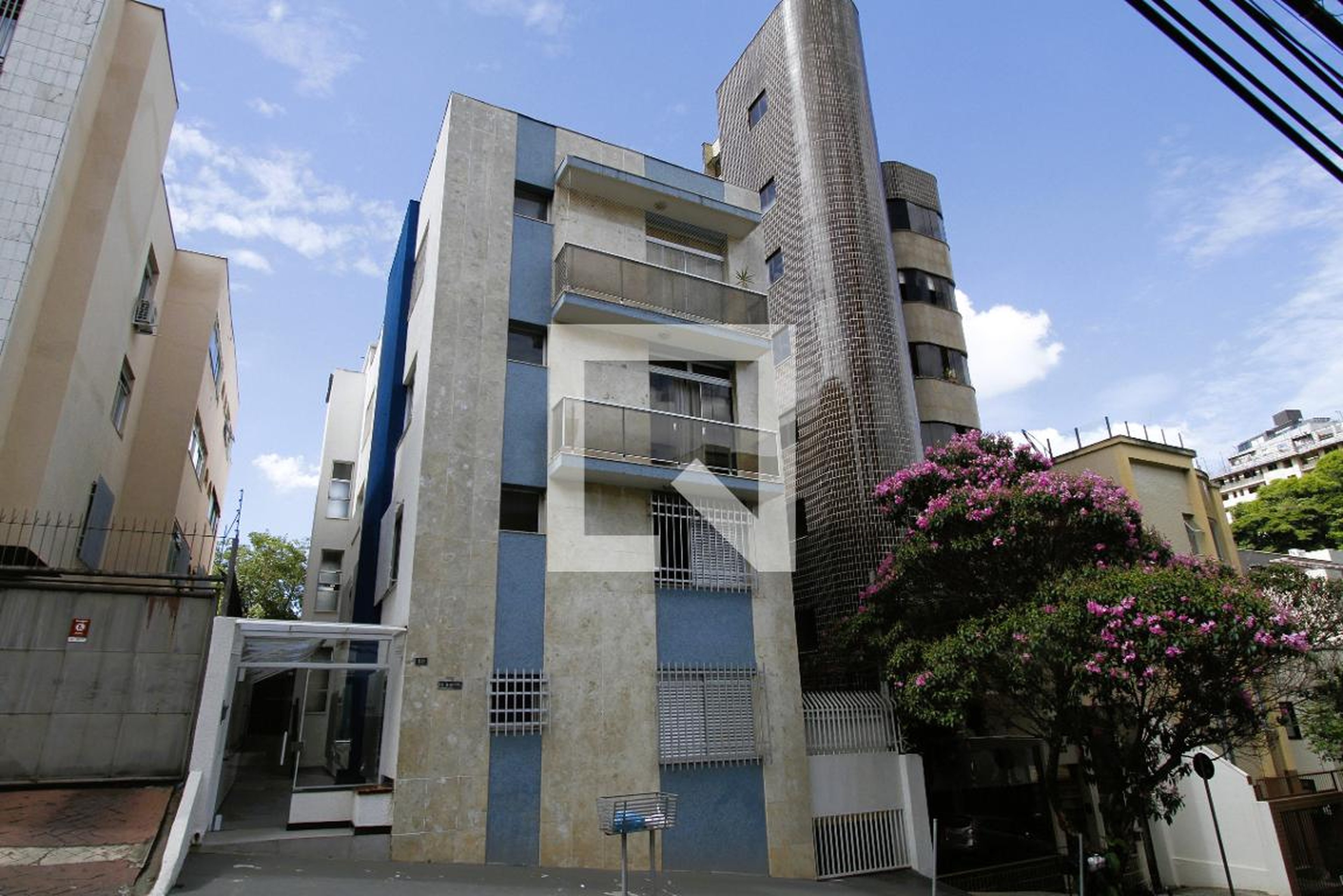 Fachada do Prédio Edifício Raquel