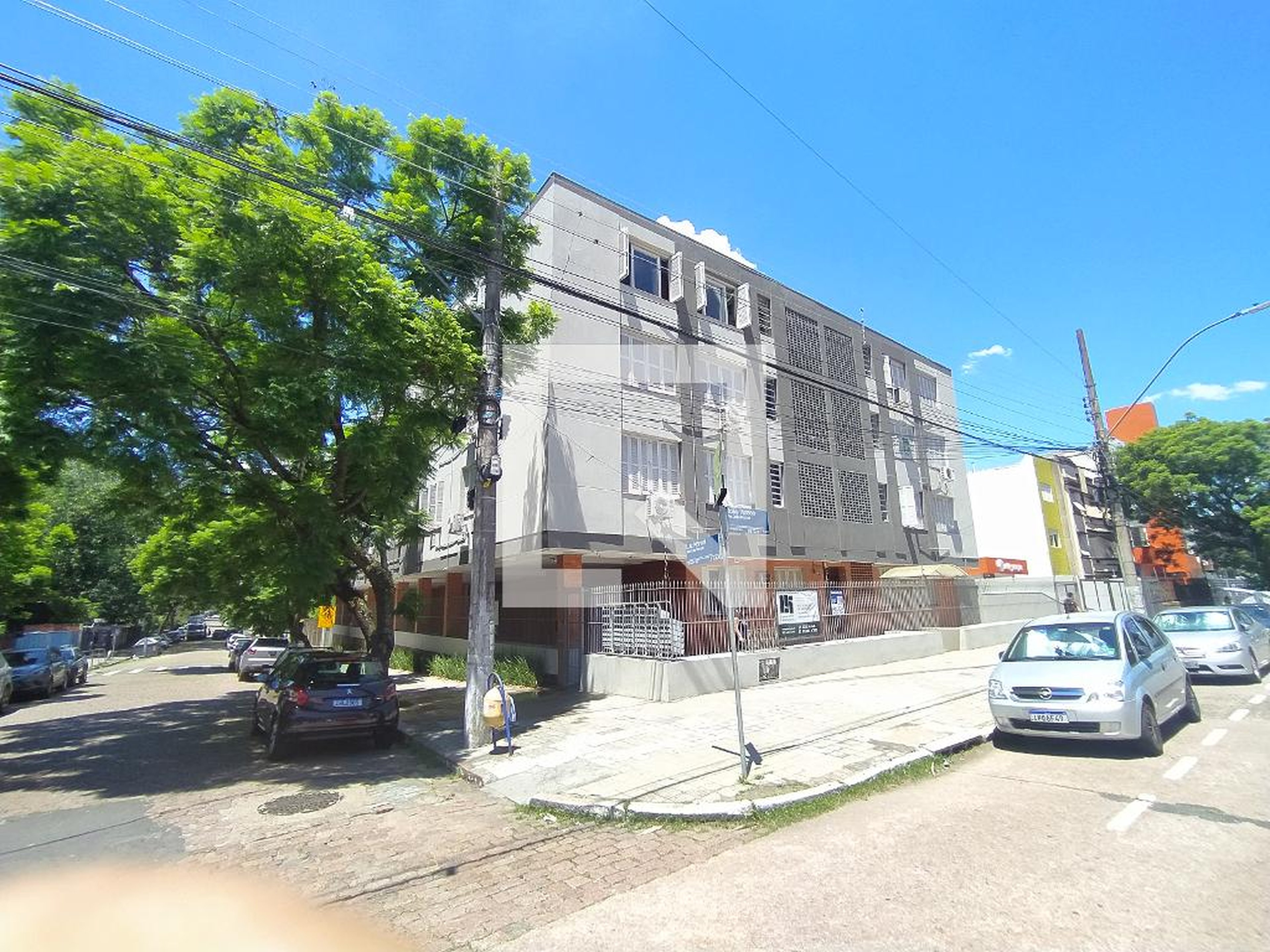 Fachada Condomínio em Rua Luiz Manoel, 15