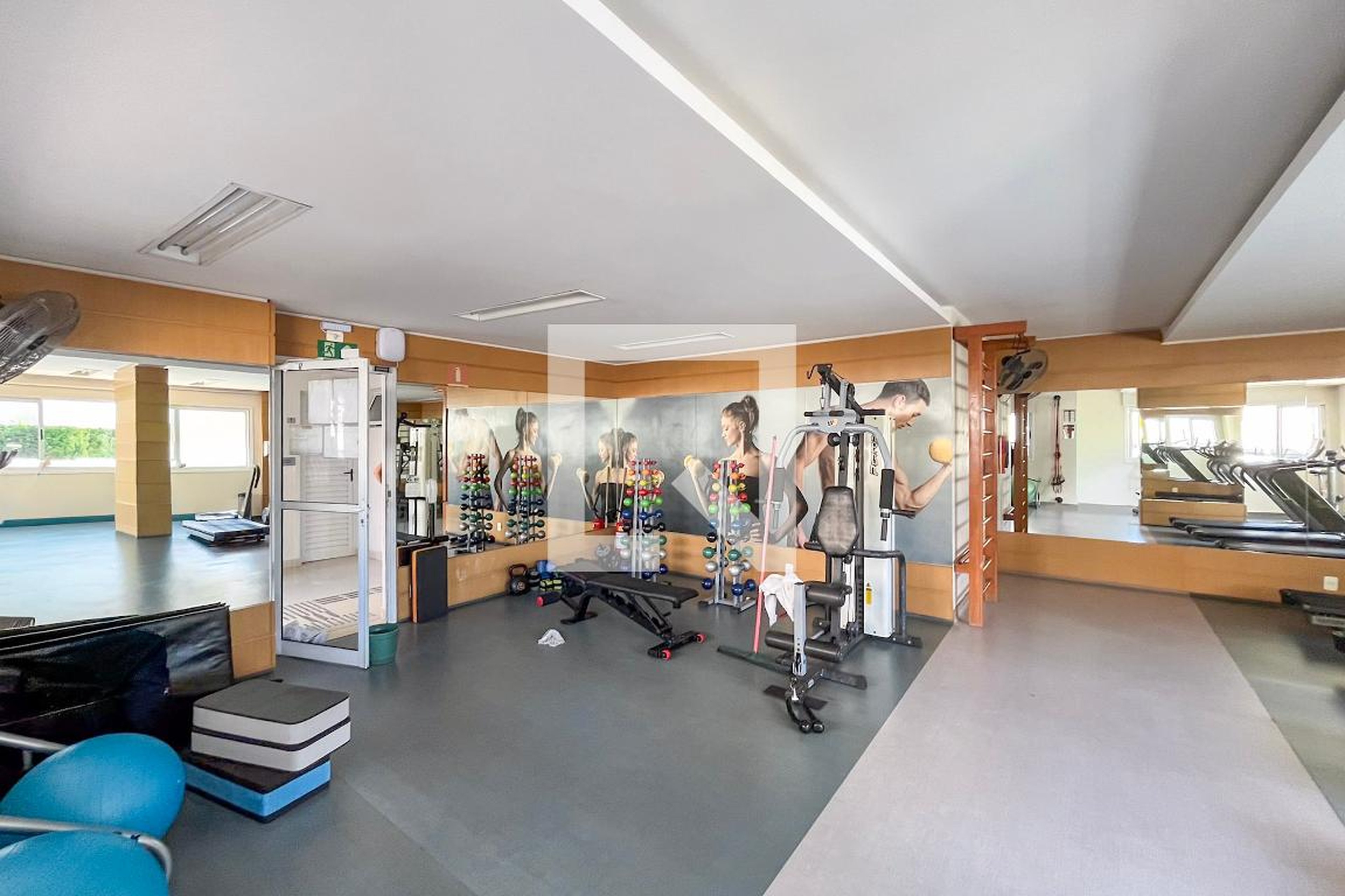 Academia - Gardens Living Club II