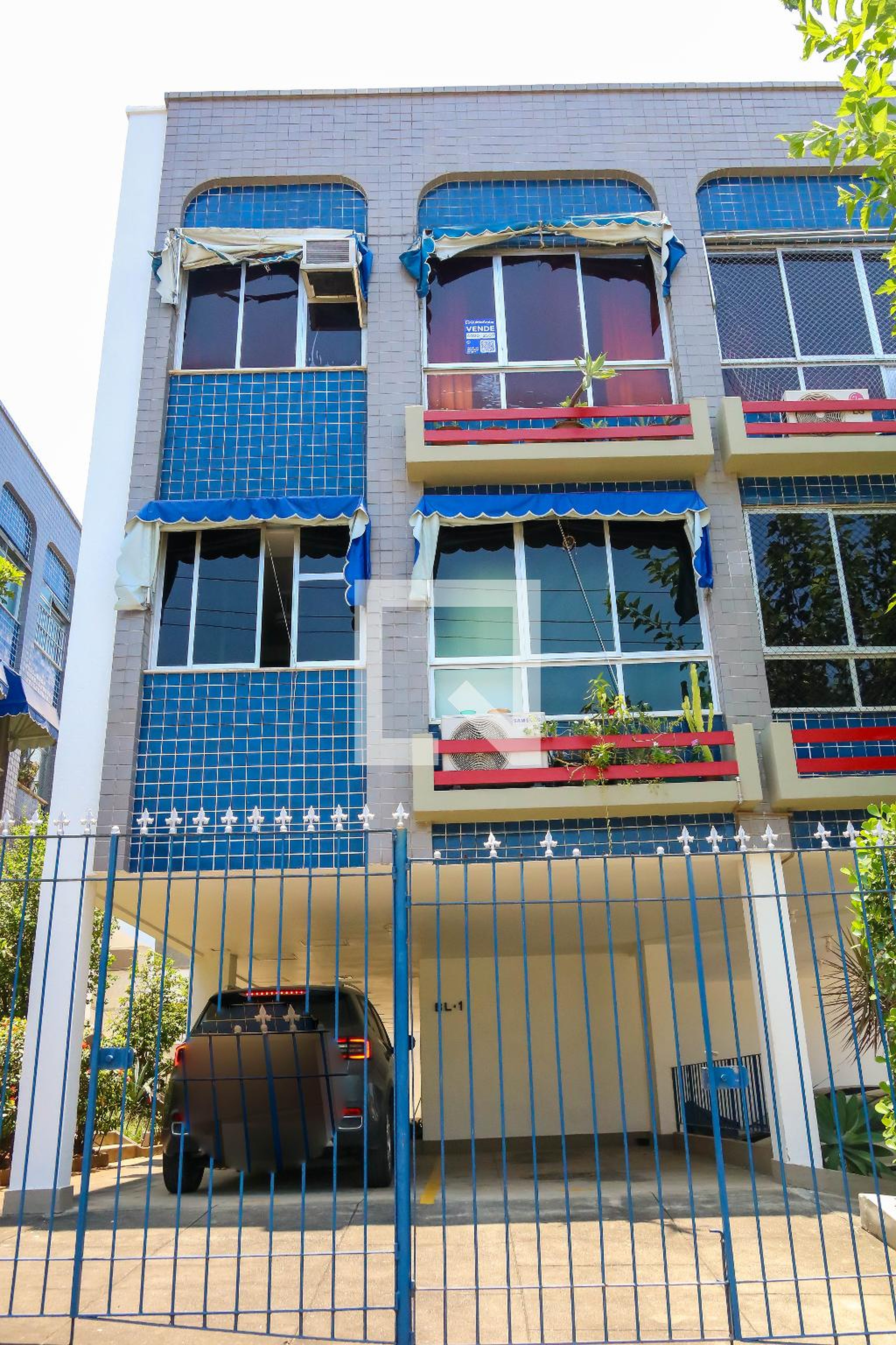 Fachada Edifício Iguatama