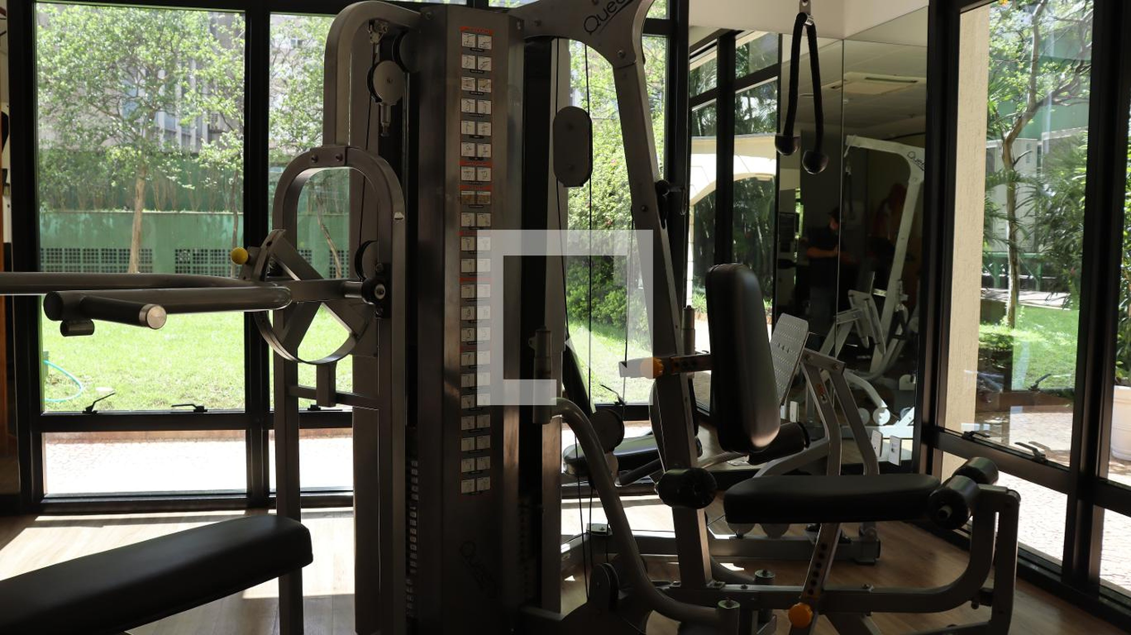 Academia - The Universe Flat