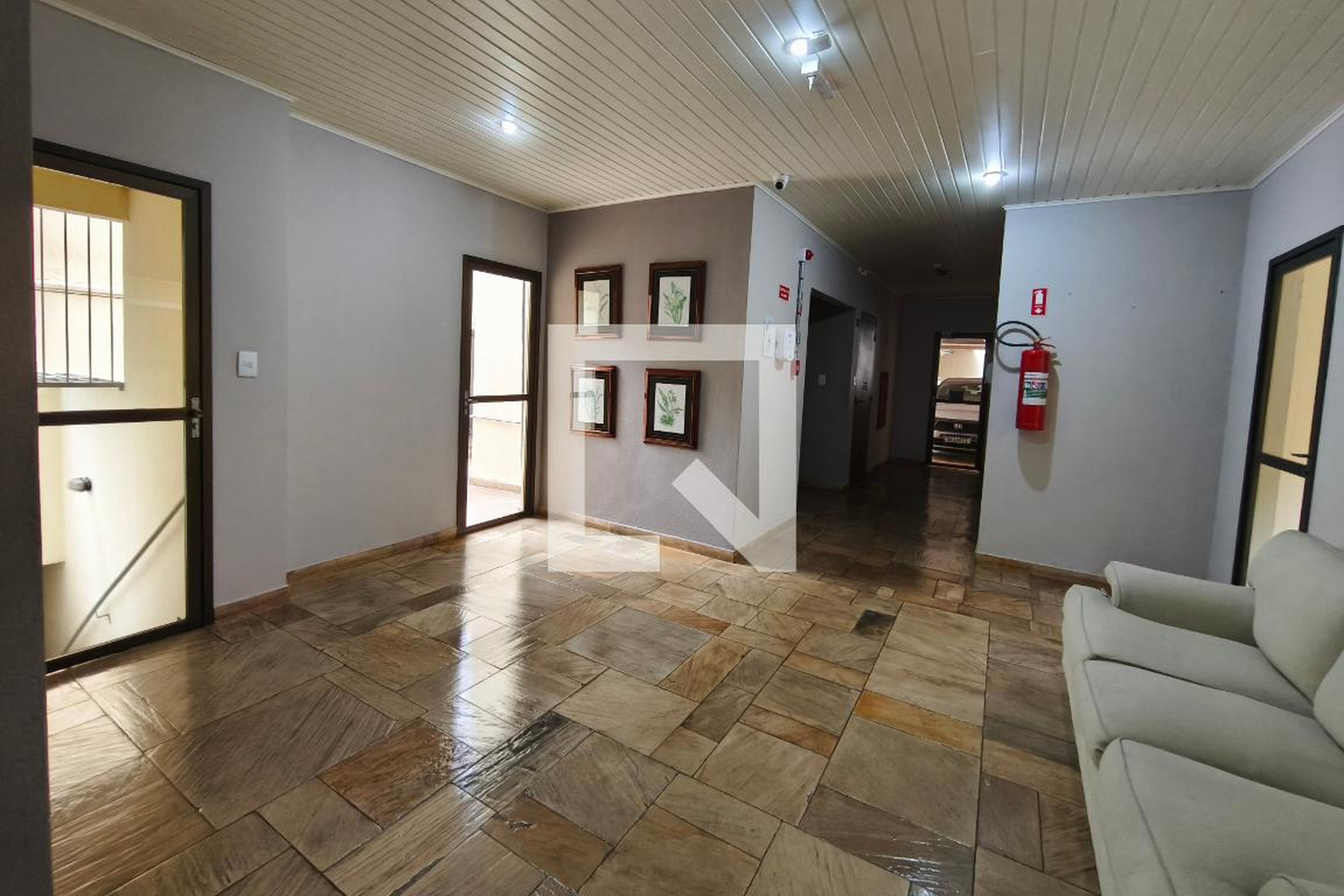 Hall de entrada - Edifício Serra do Japi
