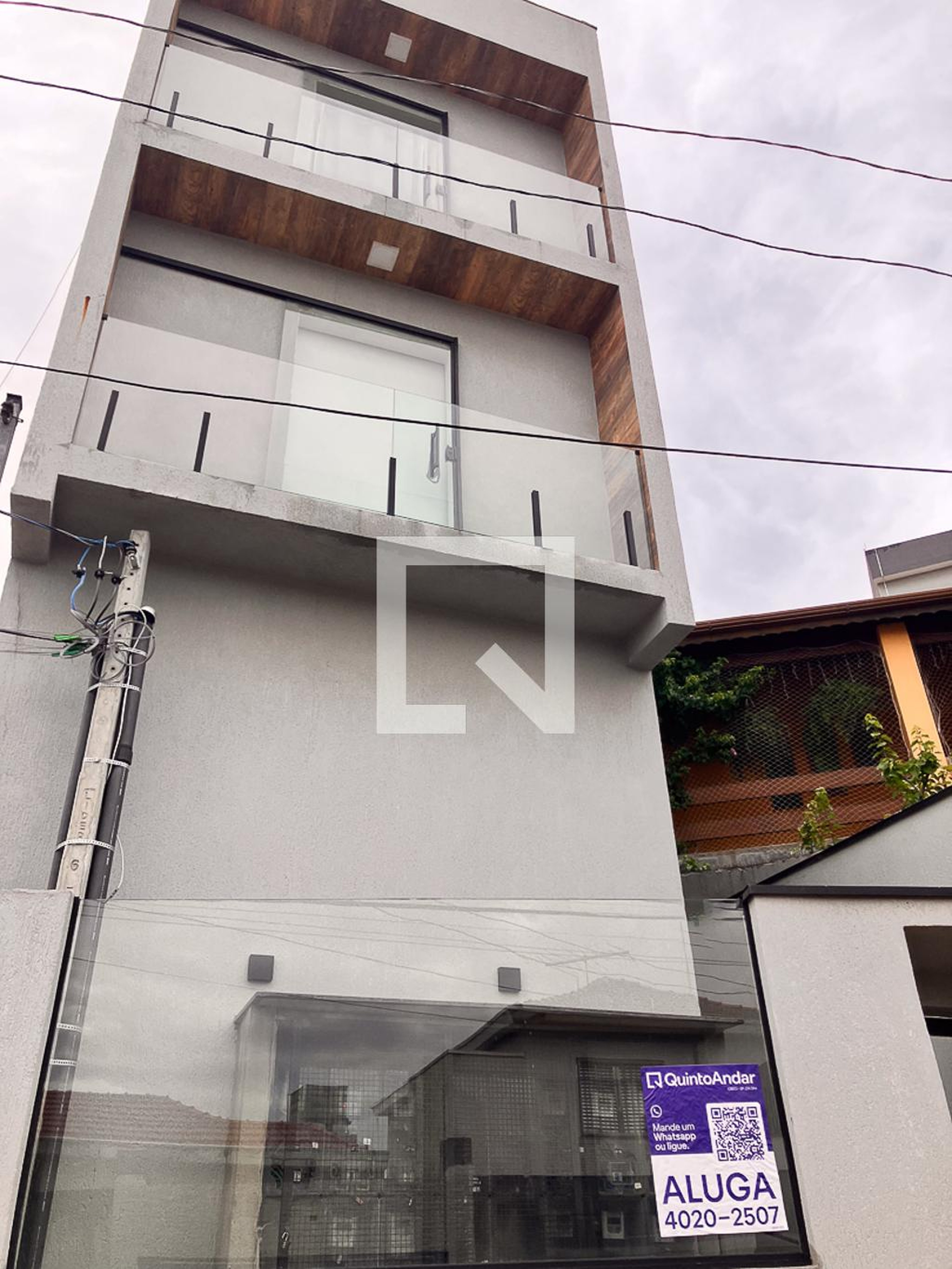 Fachada Condomínio em Rua Ibaiti, 87