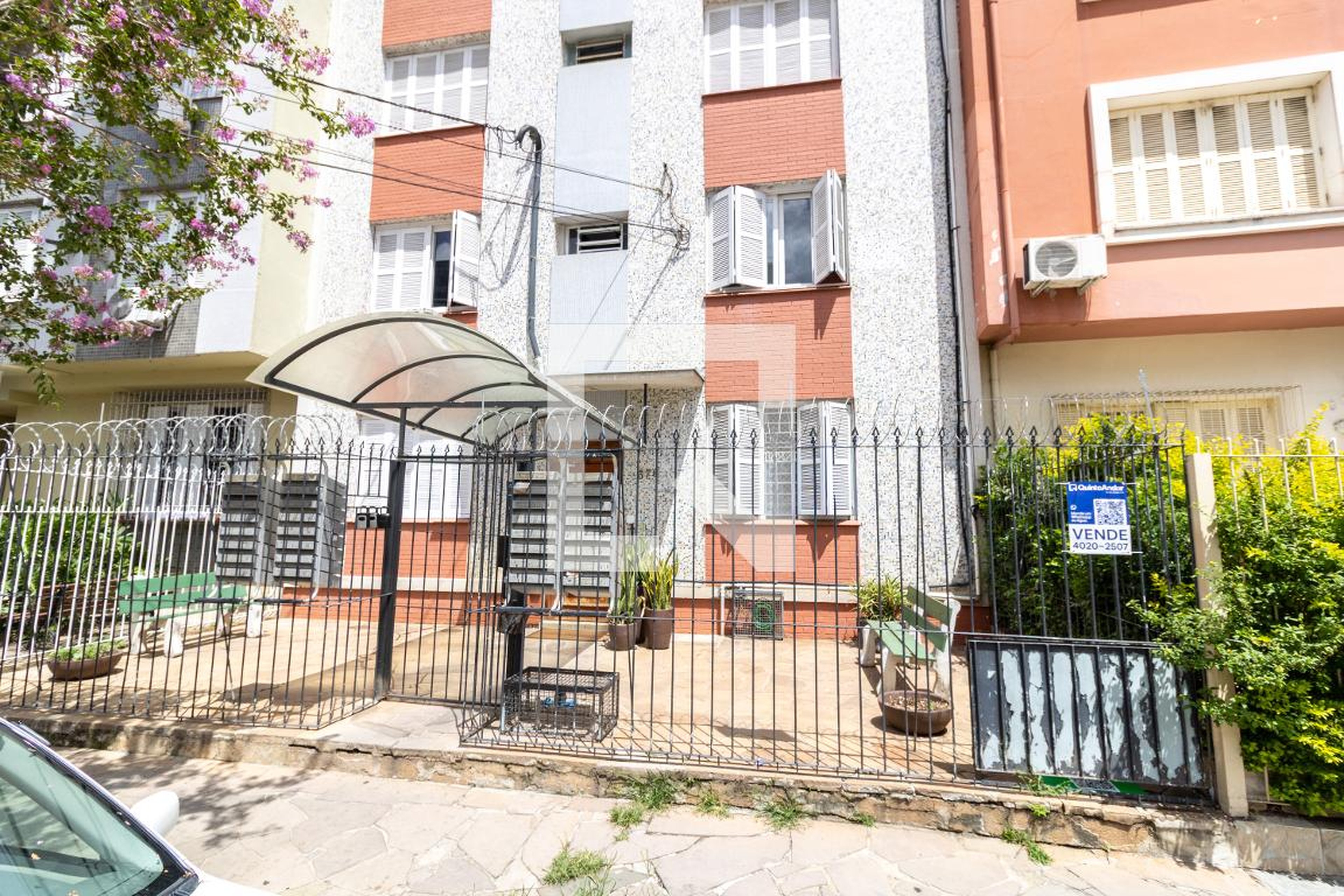 Fachada Condomínio Luis Afonso