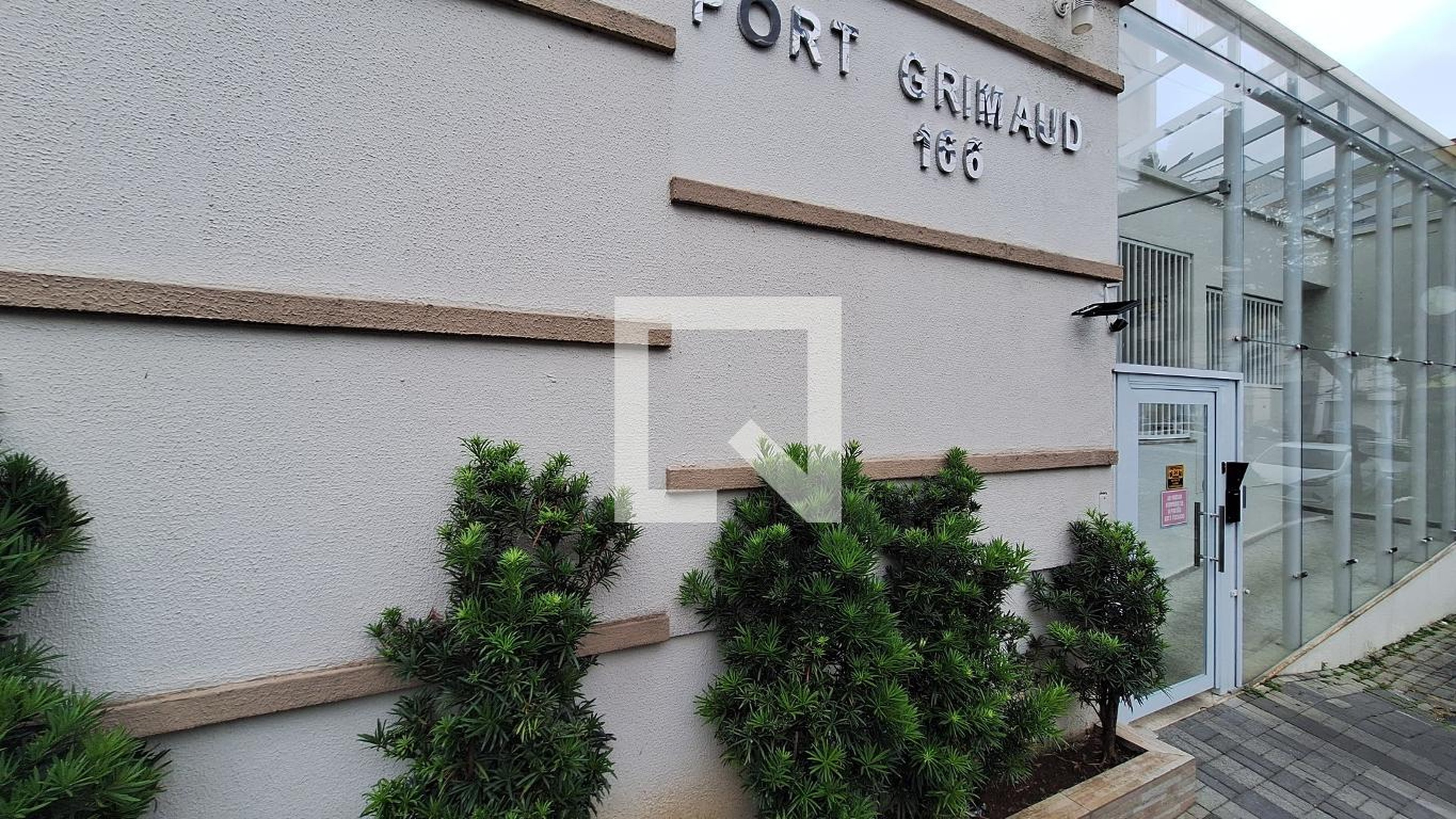 Fachada Edifício Port Grimaud