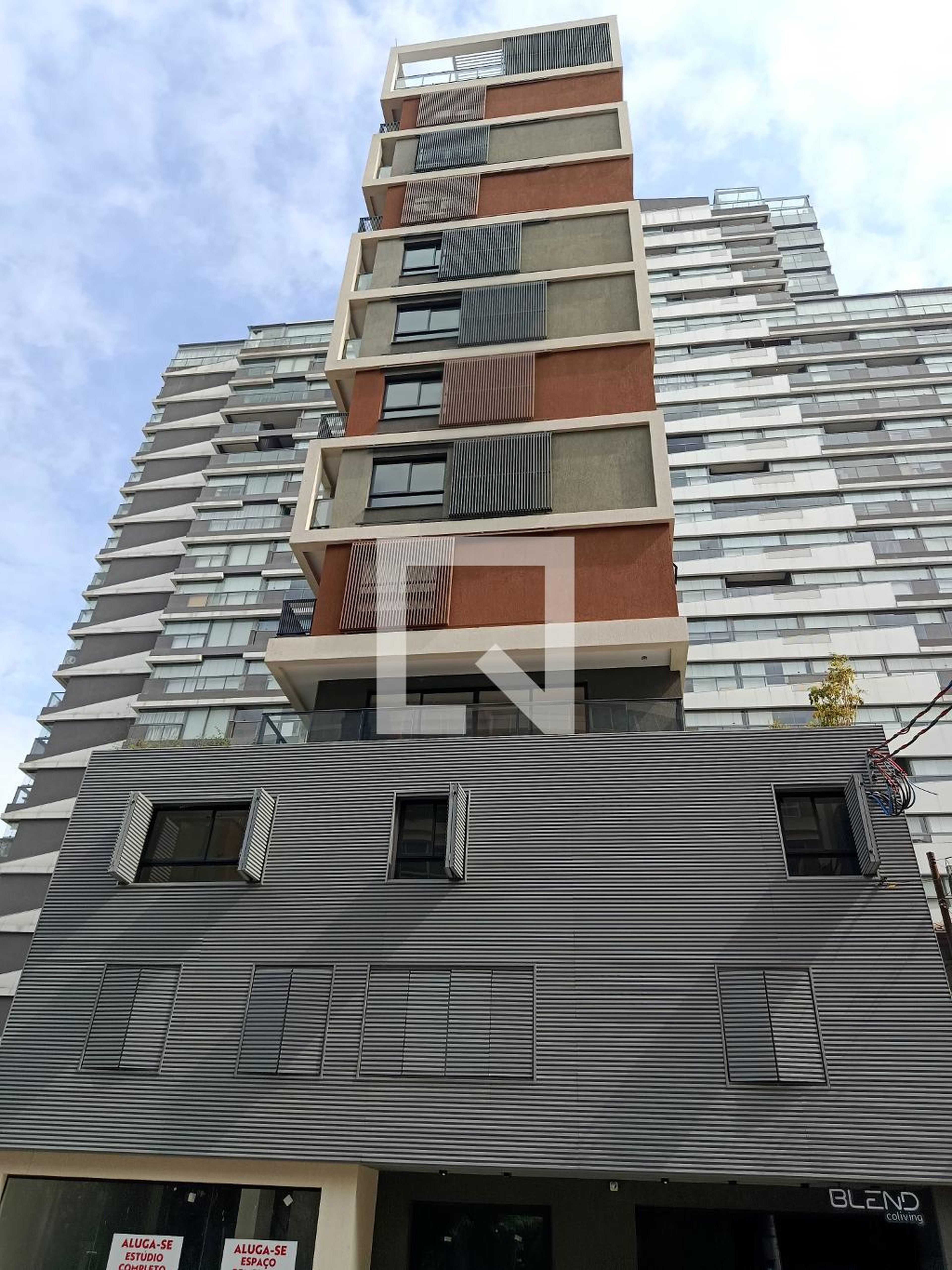 Fachada Condomínio Blend Coliving Oscar Freire