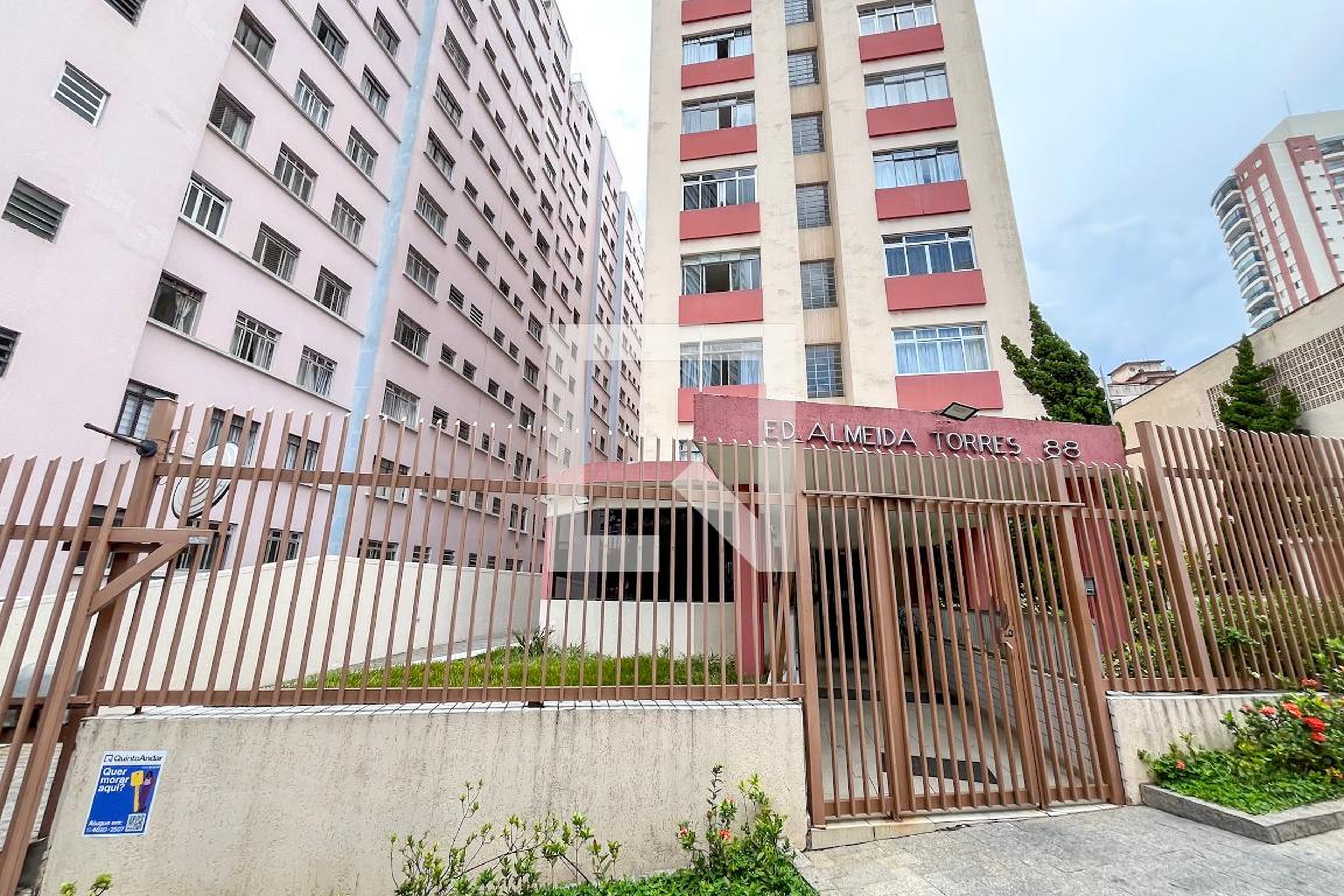 Fachada Edifício Almeida Torres