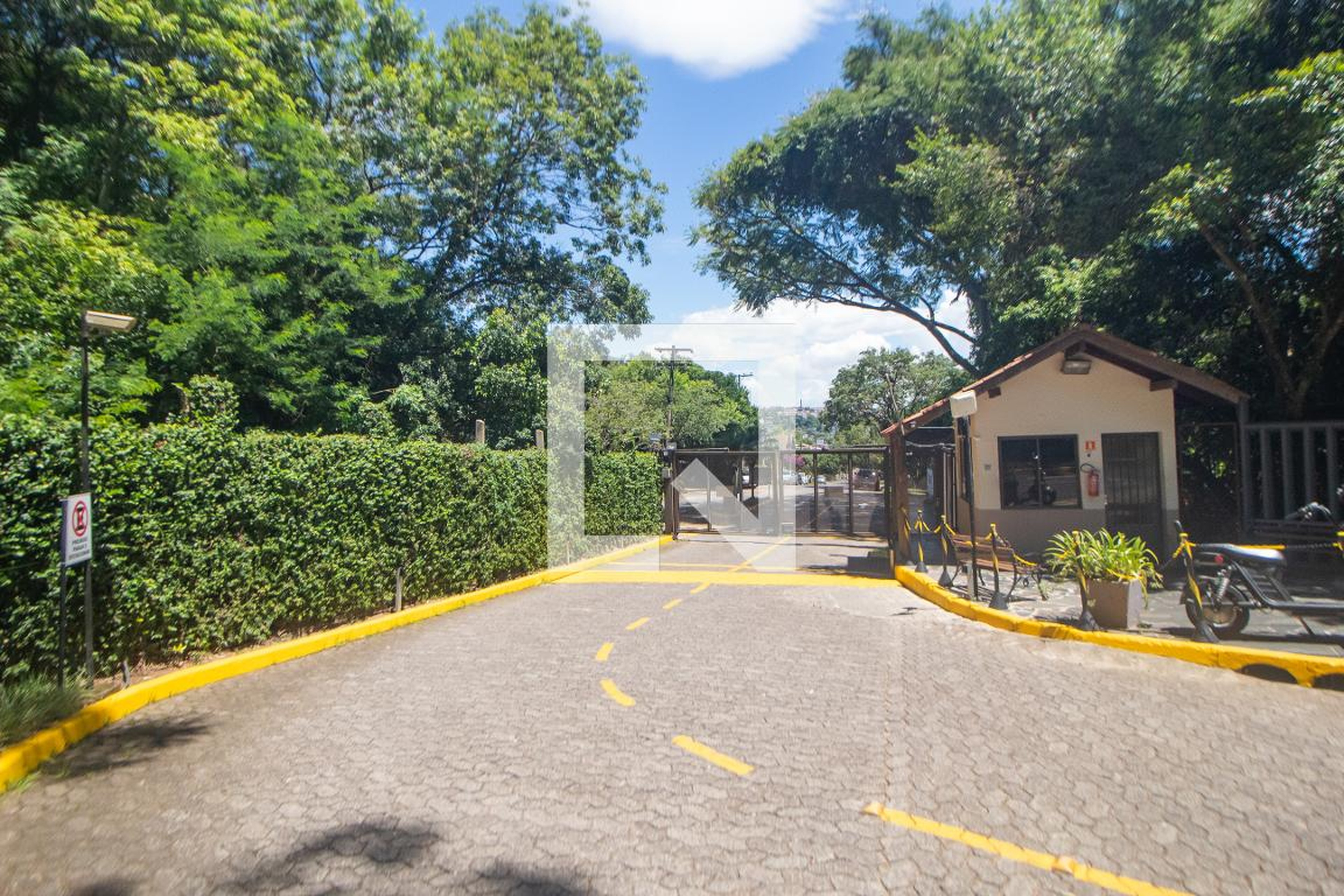 Fachada Condomínio Bosque do Sol