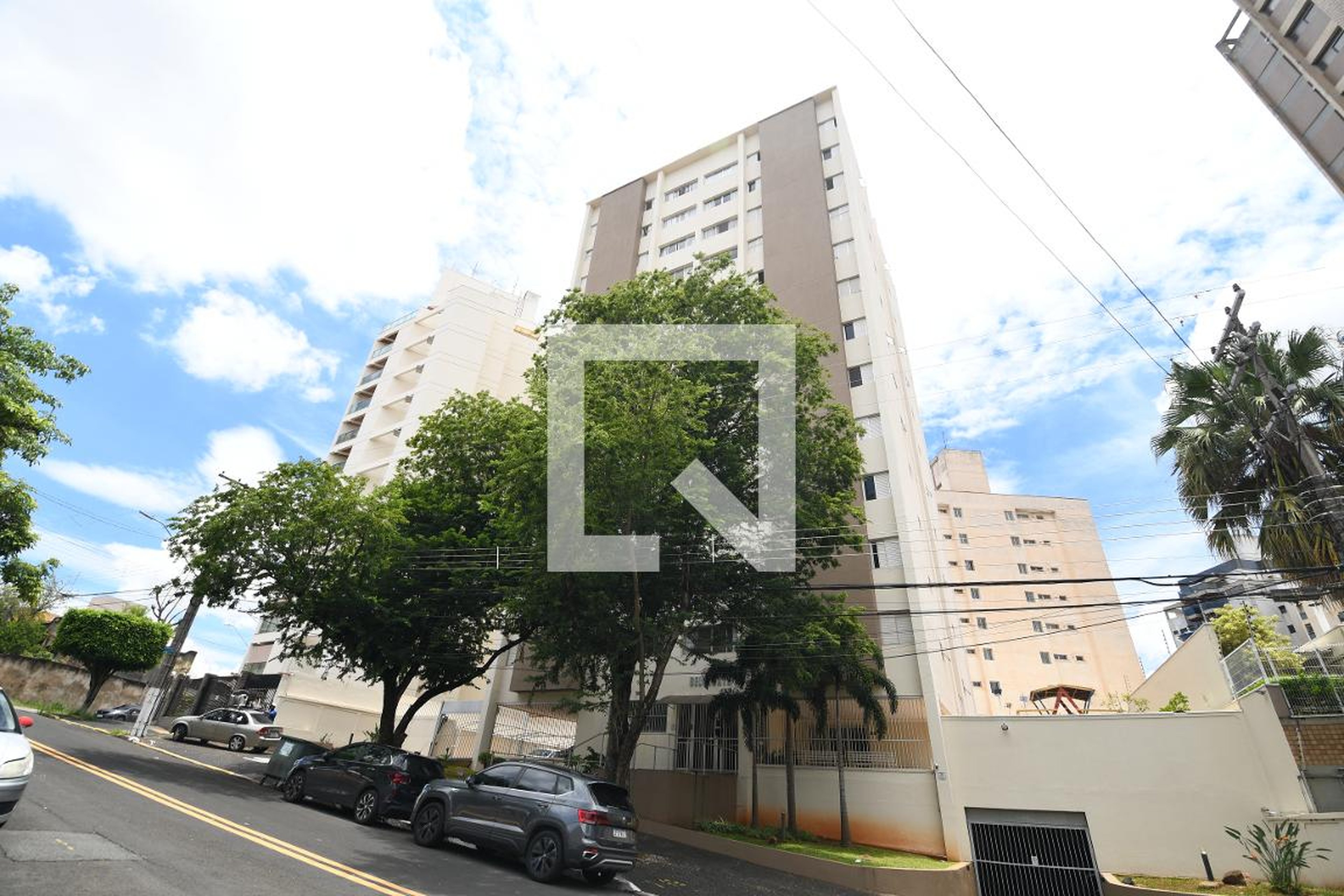 Fachada do Prédio Condomínio em Rua Joaquim de Paula Souza, 477