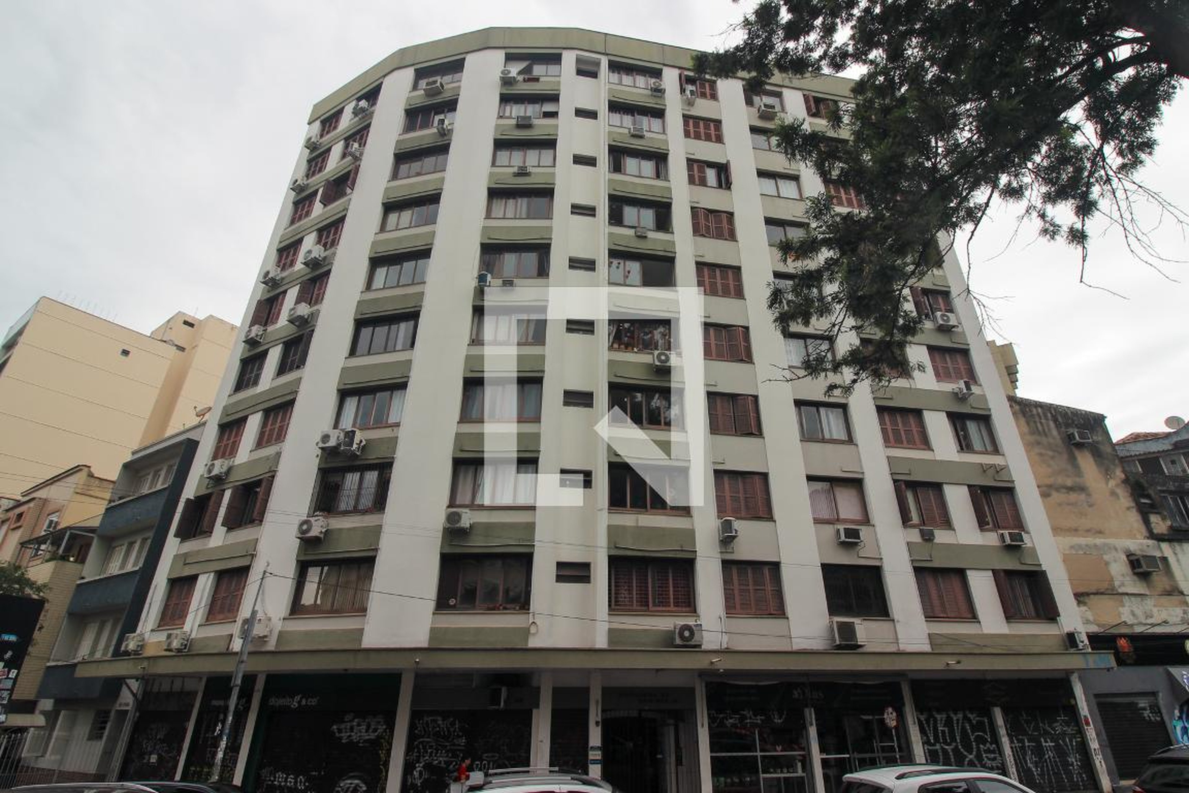 Fachada do Prédio Condomínio em Rua General Lima e Silva, 19