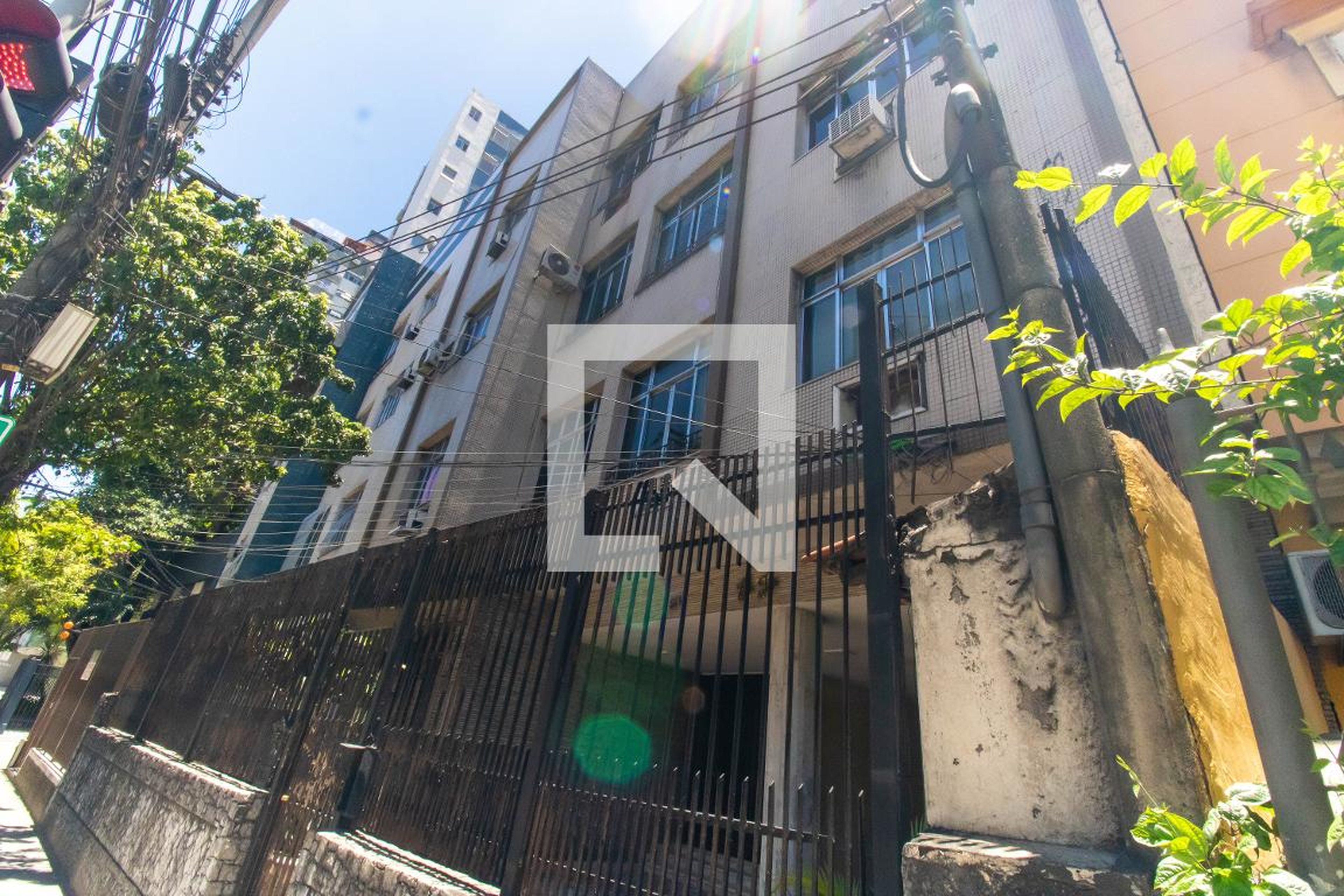 Fachada Condomínio em Avenida Roberto Silveira, 561