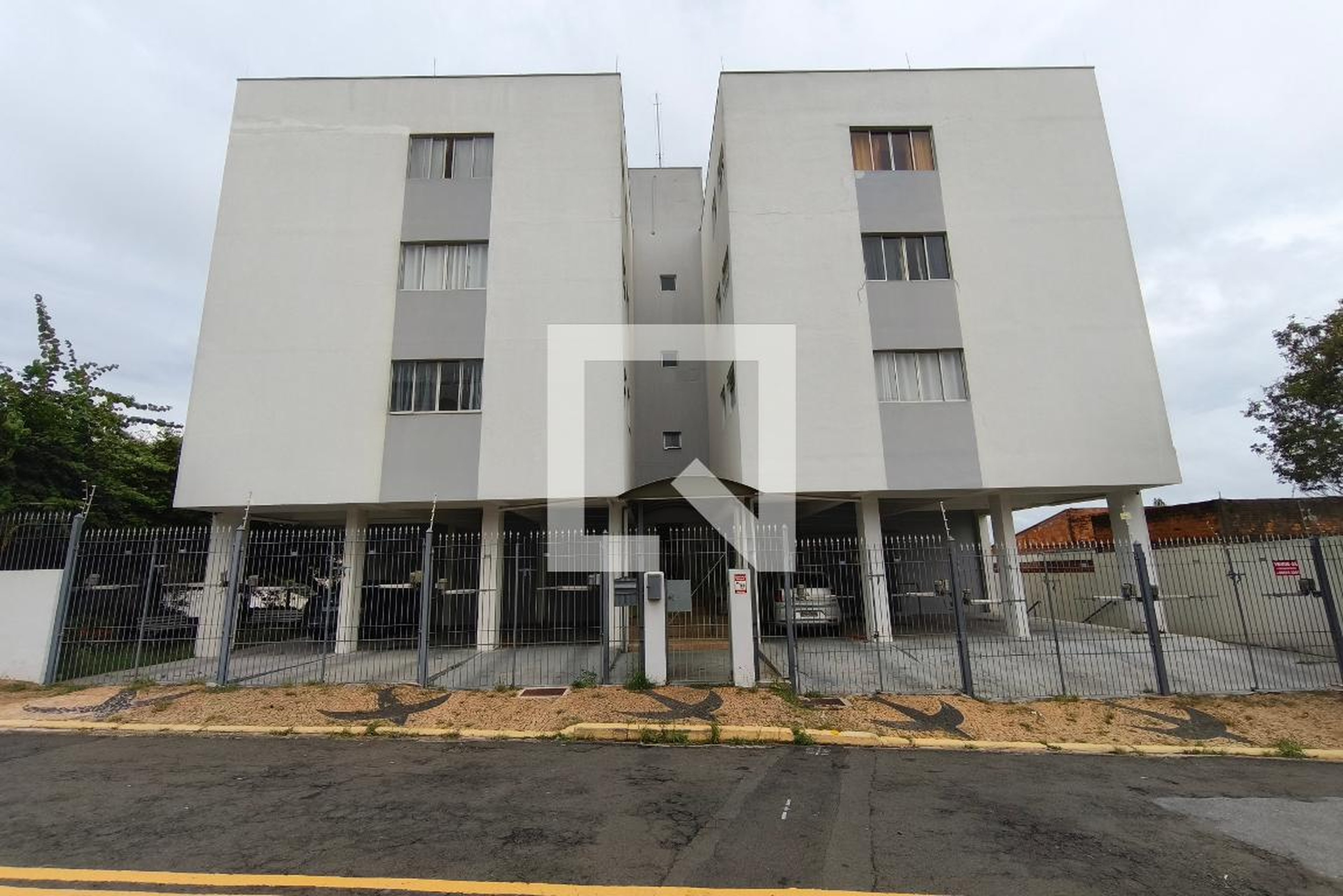 Fachada do Condomínio Condomínio Itarema