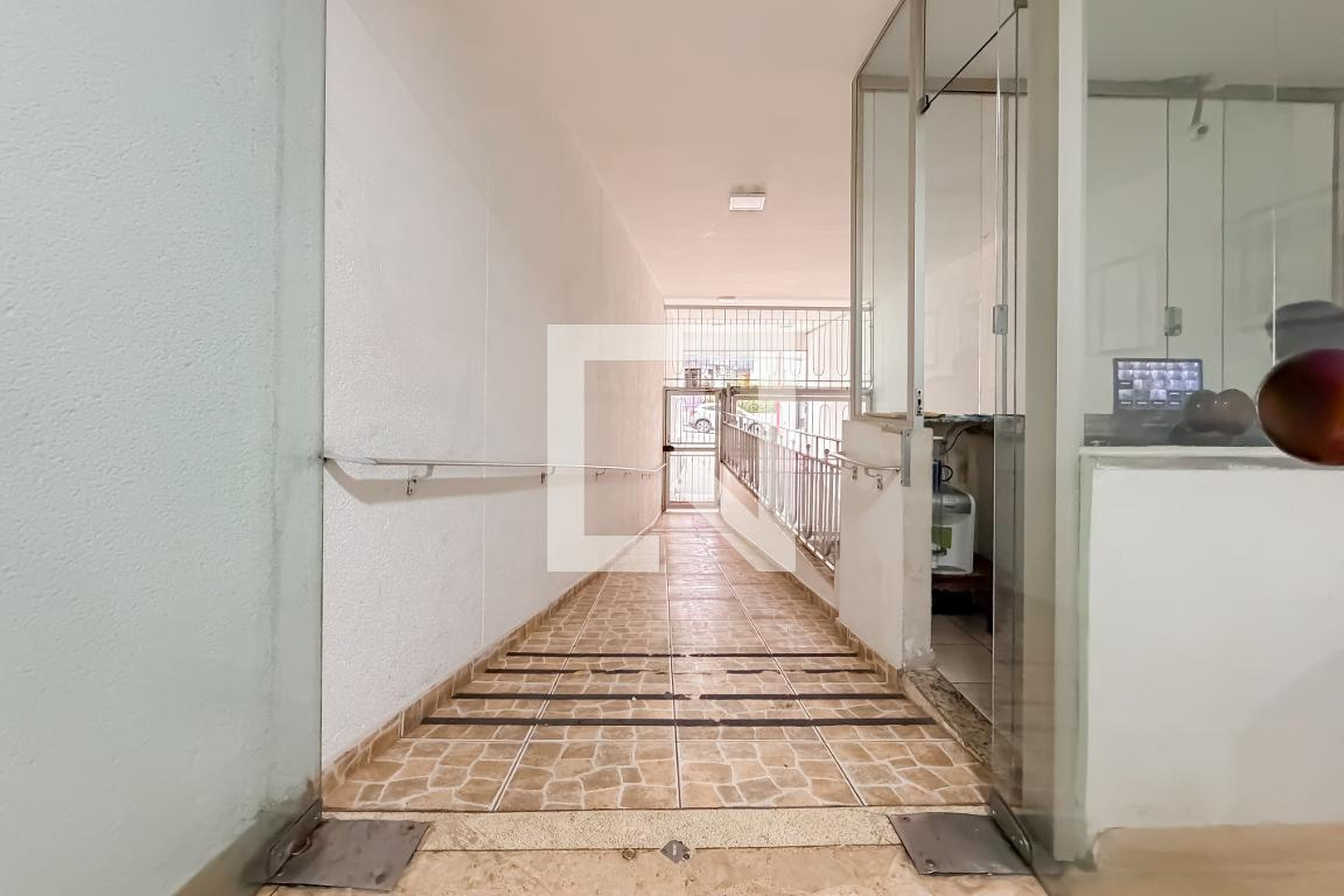 Entrada - Ed. Carmen