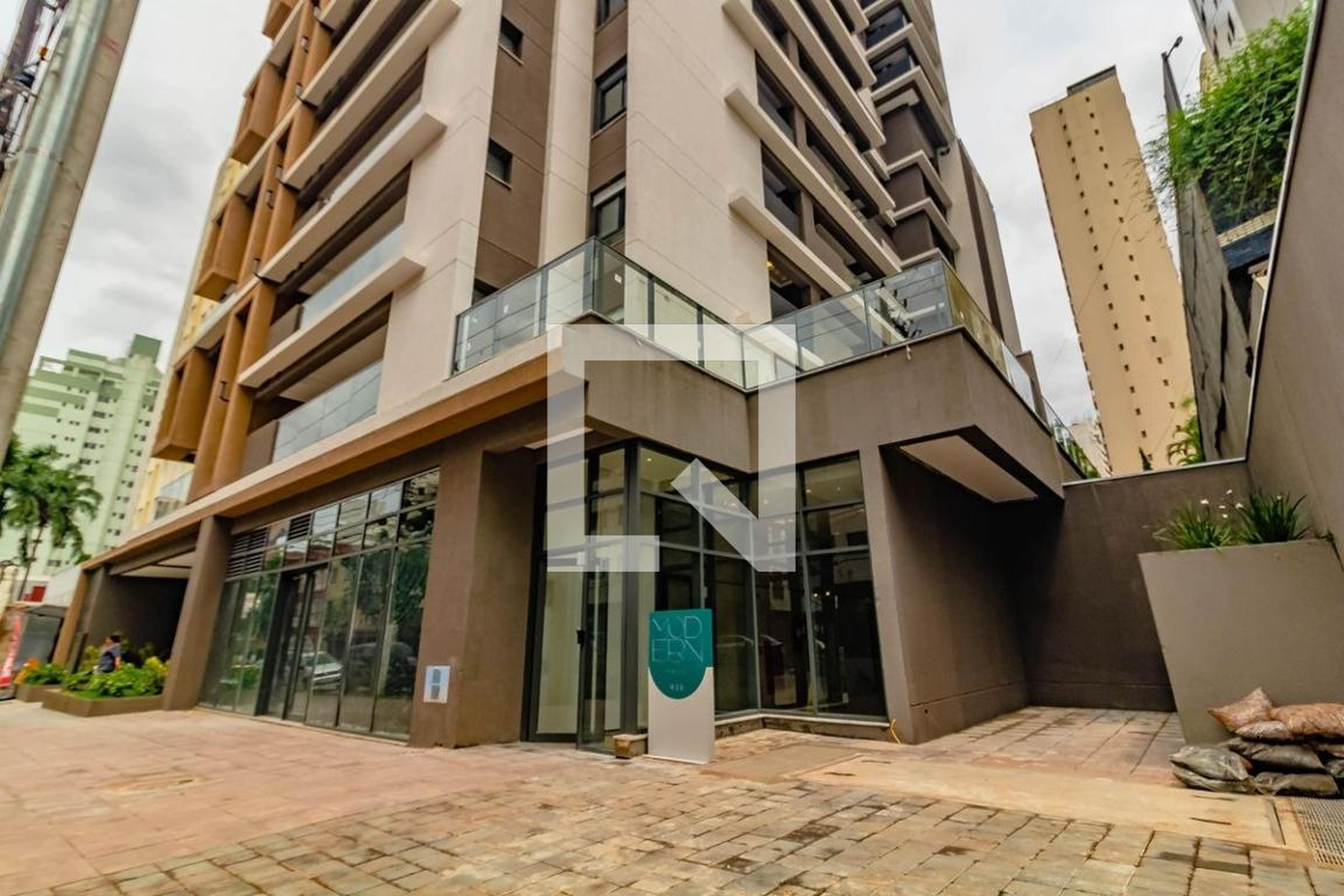 Fachada Condomínio Modern vila Clementino