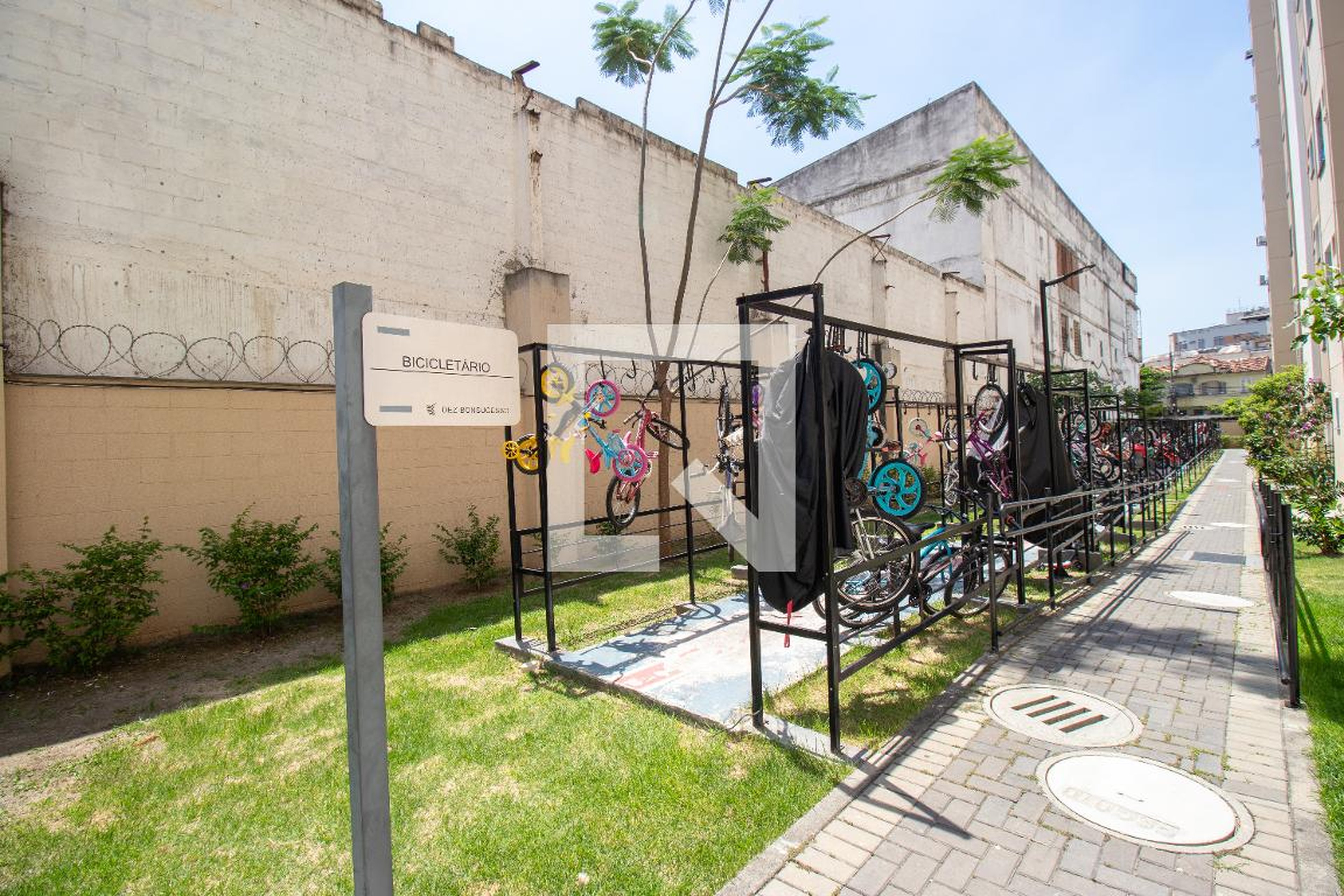 Bicicletário - Dez Bonsucesso