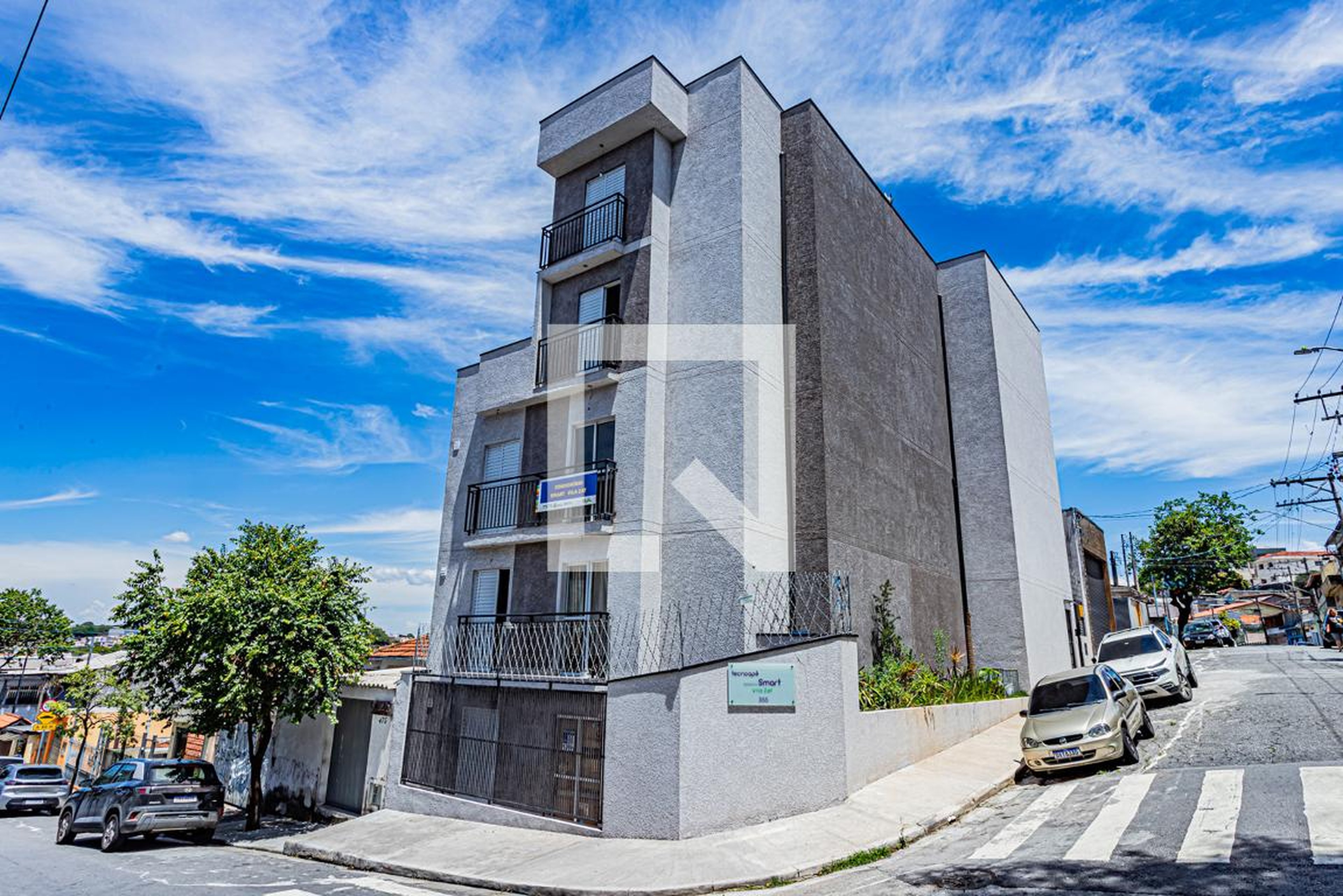 Fachada Condomínio em Rua Professor Aldo Locatelli, 355