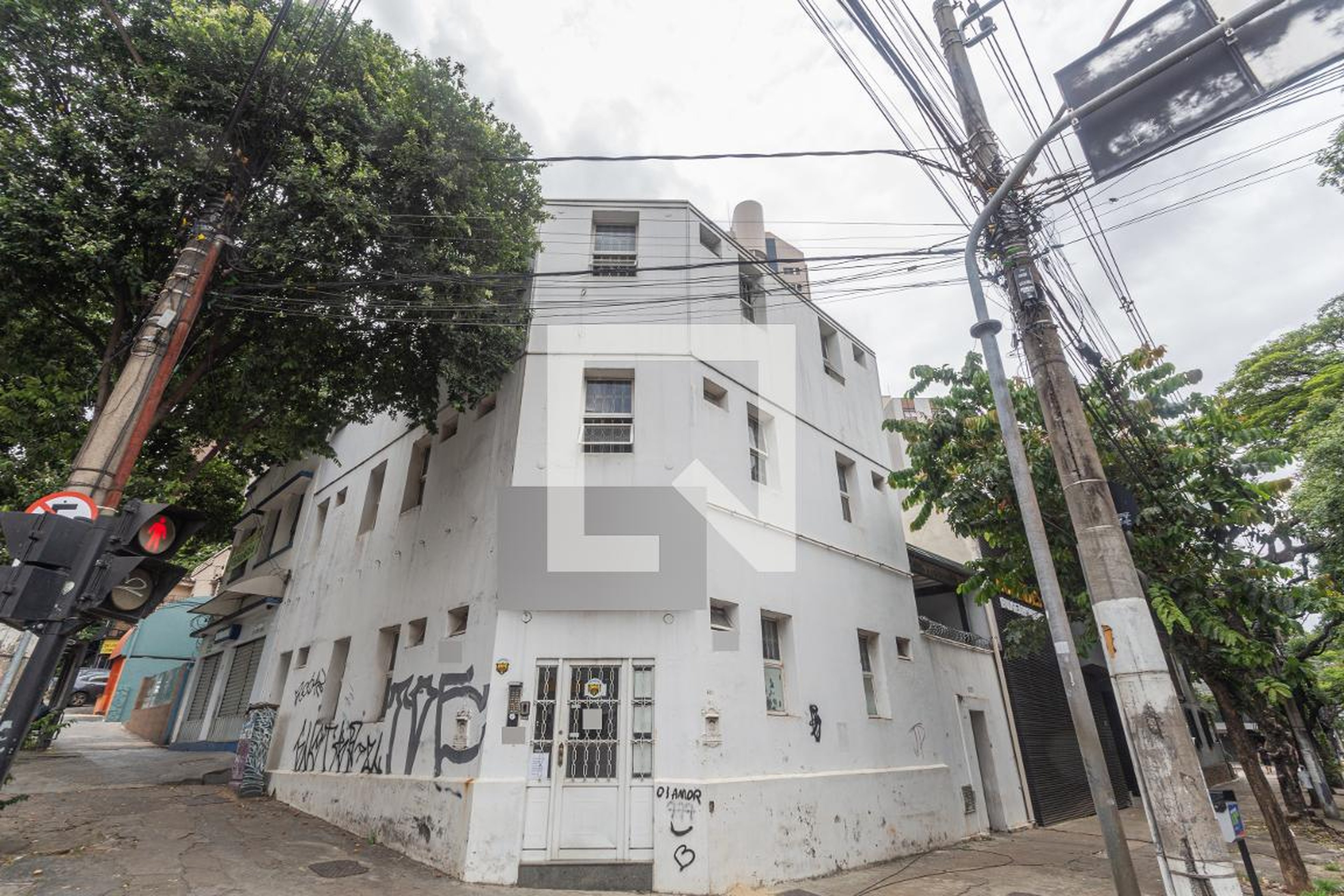 Fachada Condomínio em Avenida Bias Fortes, 575