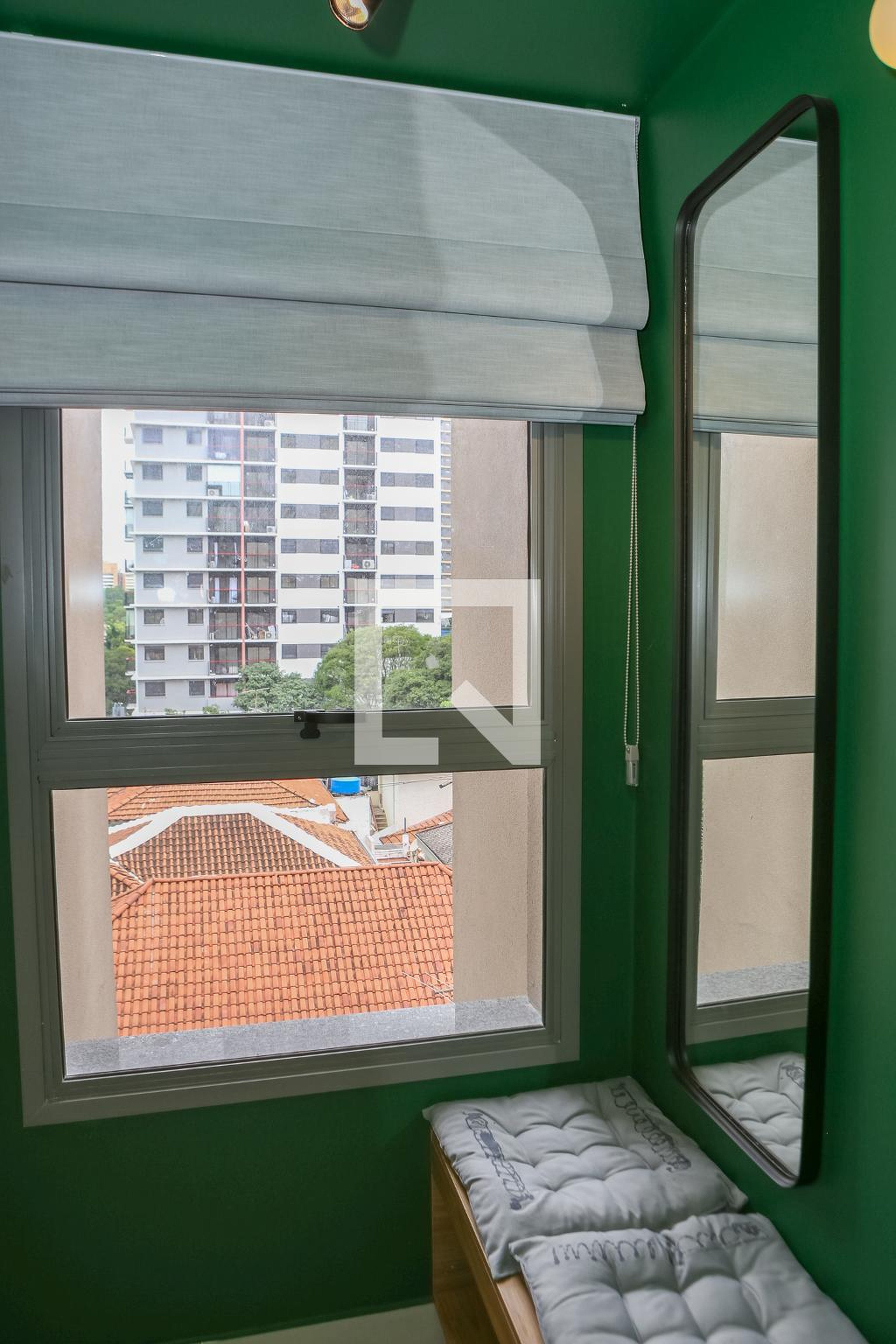 Entrada Condomínio em Rua Francisco de Melo Palheta, 391