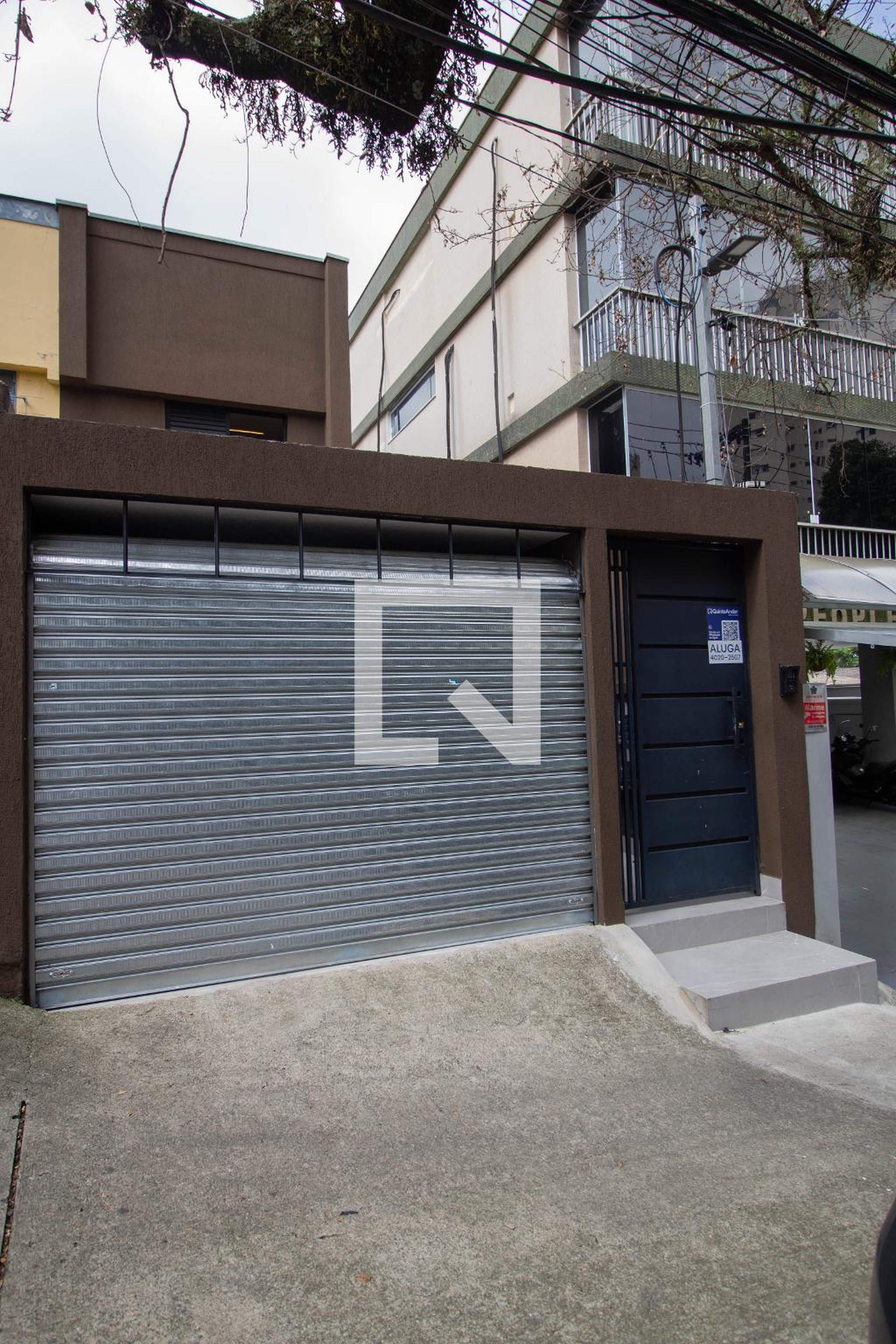 Fachada Condomínio em Rua Pio XI, 2269