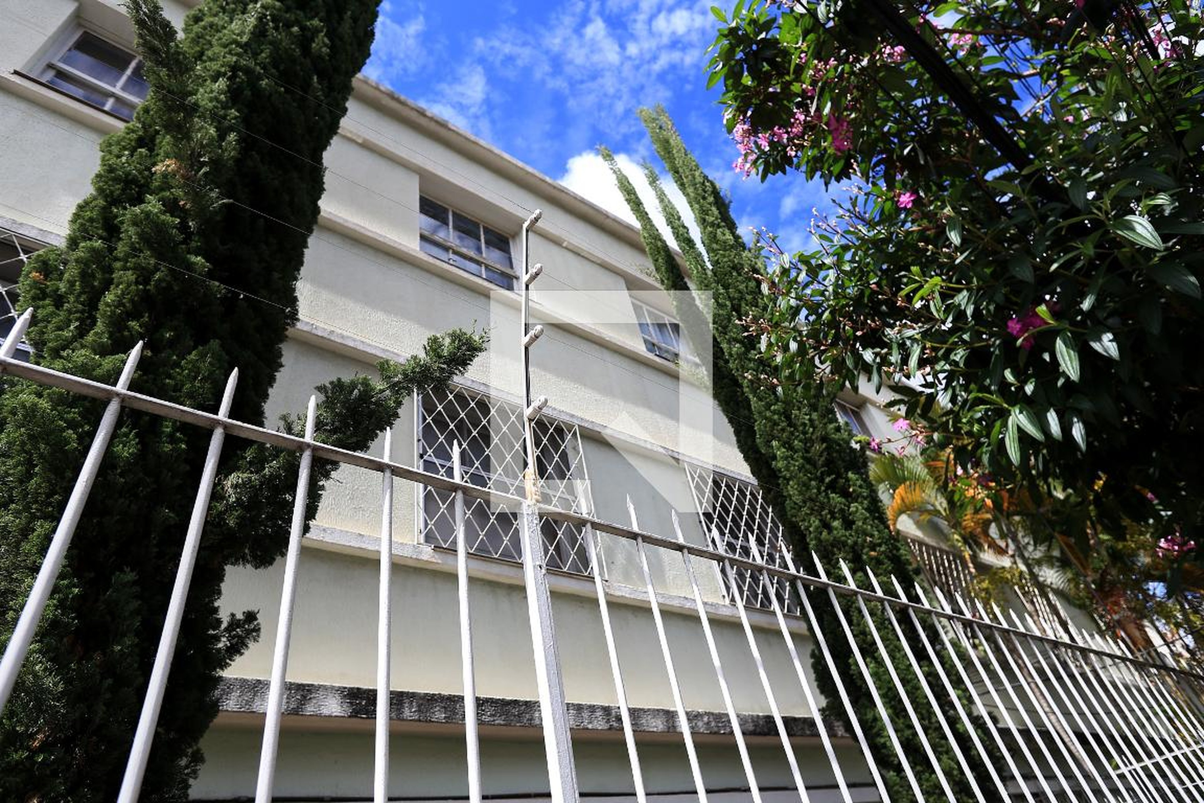 Fachada Condomínio em Rua Santa Maria, 179