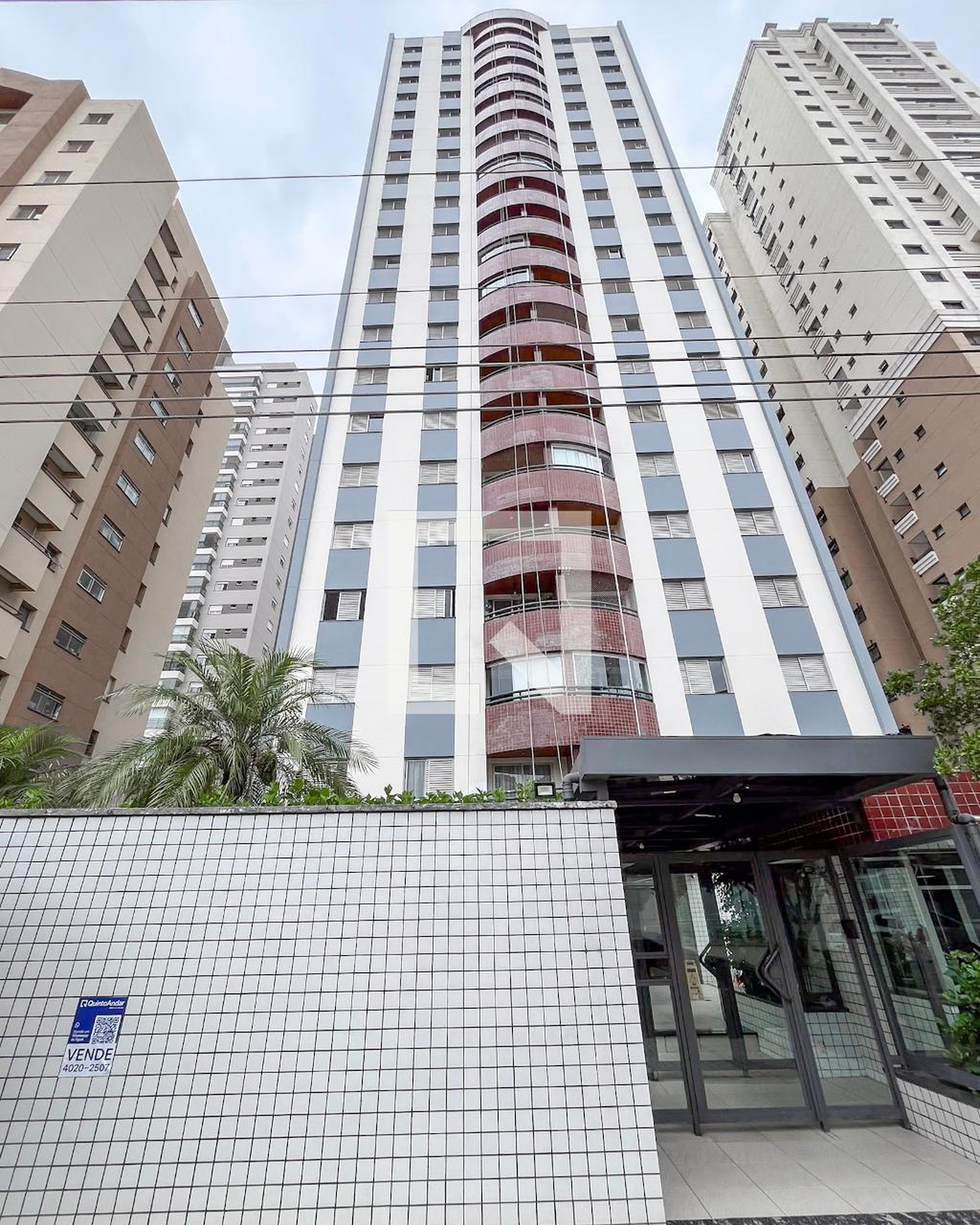 Fachada Condomínio Fifth Avenue