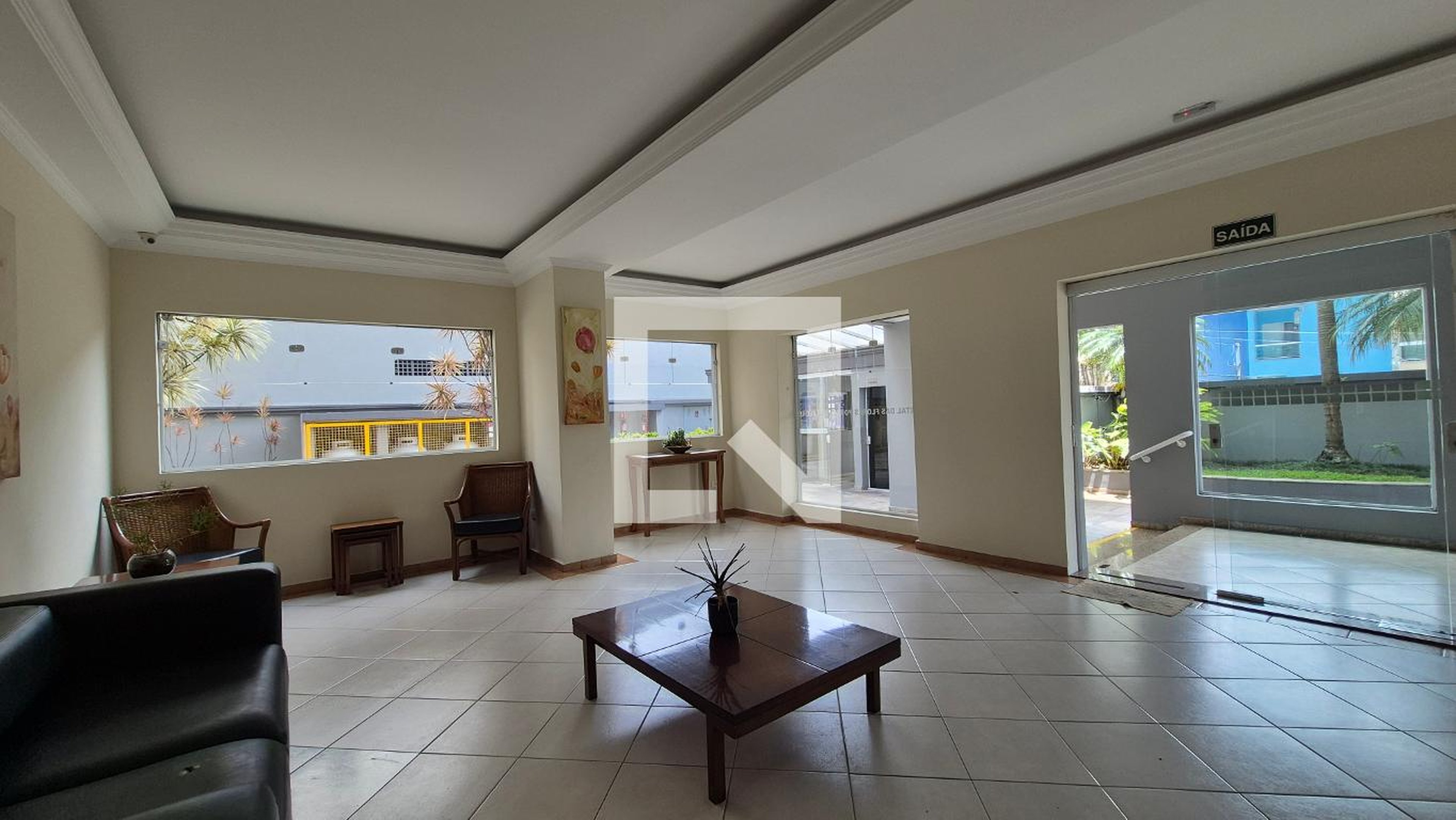 Hall de entrada - Portal das Flores