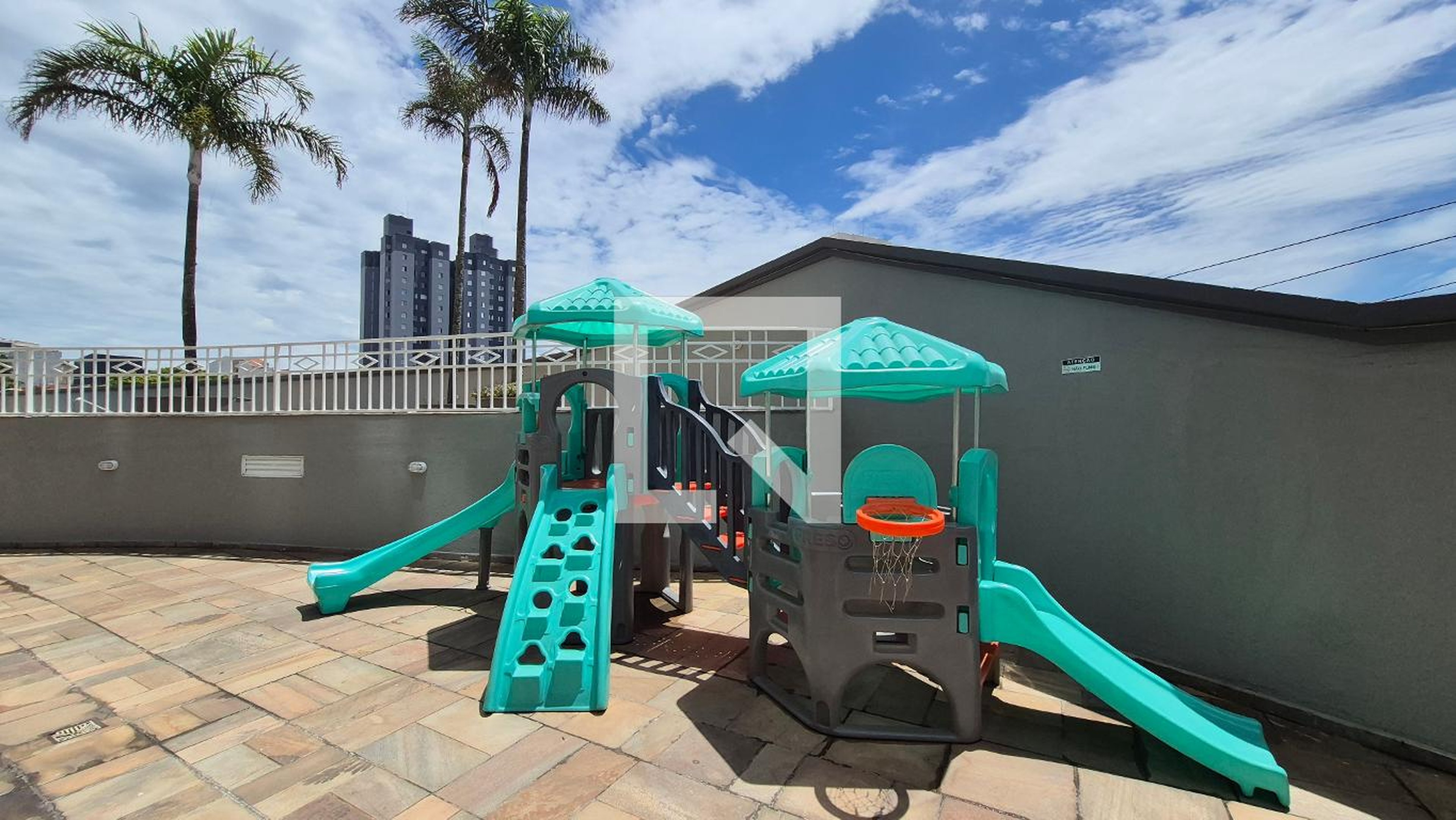 Playground - Portal das Flores