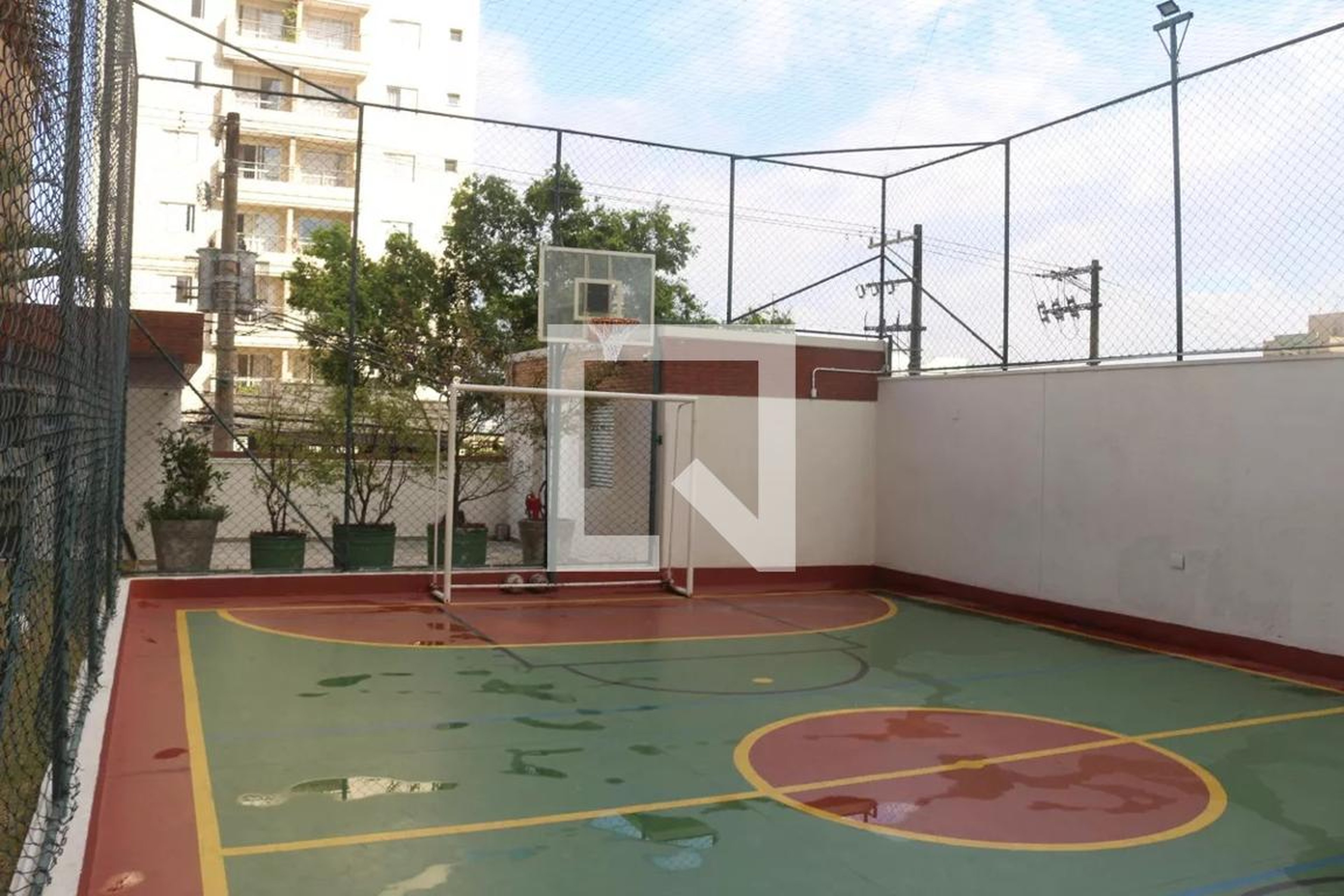 Quadra Esportiva - Tower Bridge