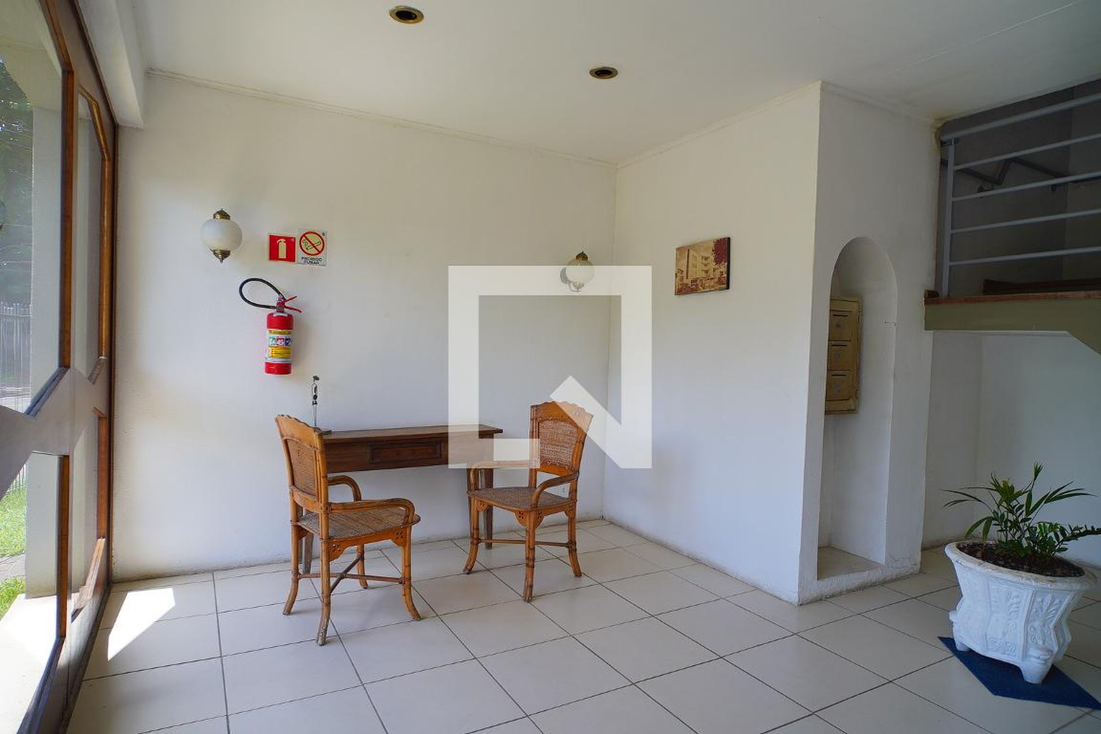 Hall de entrada Condomínio em Rua Aliança, 292