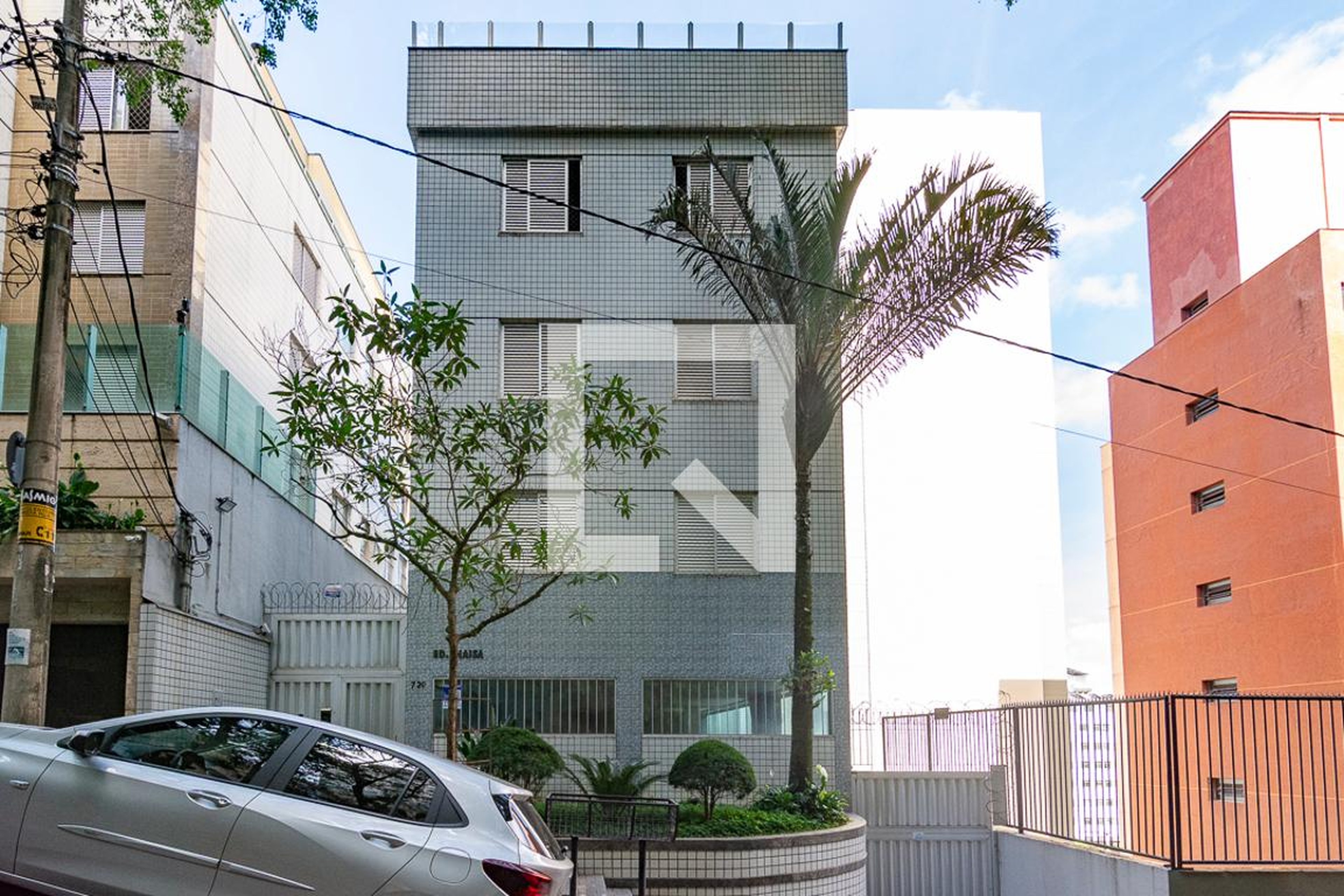 Fachada Condomínio em Rua Estácio de Sá, 720