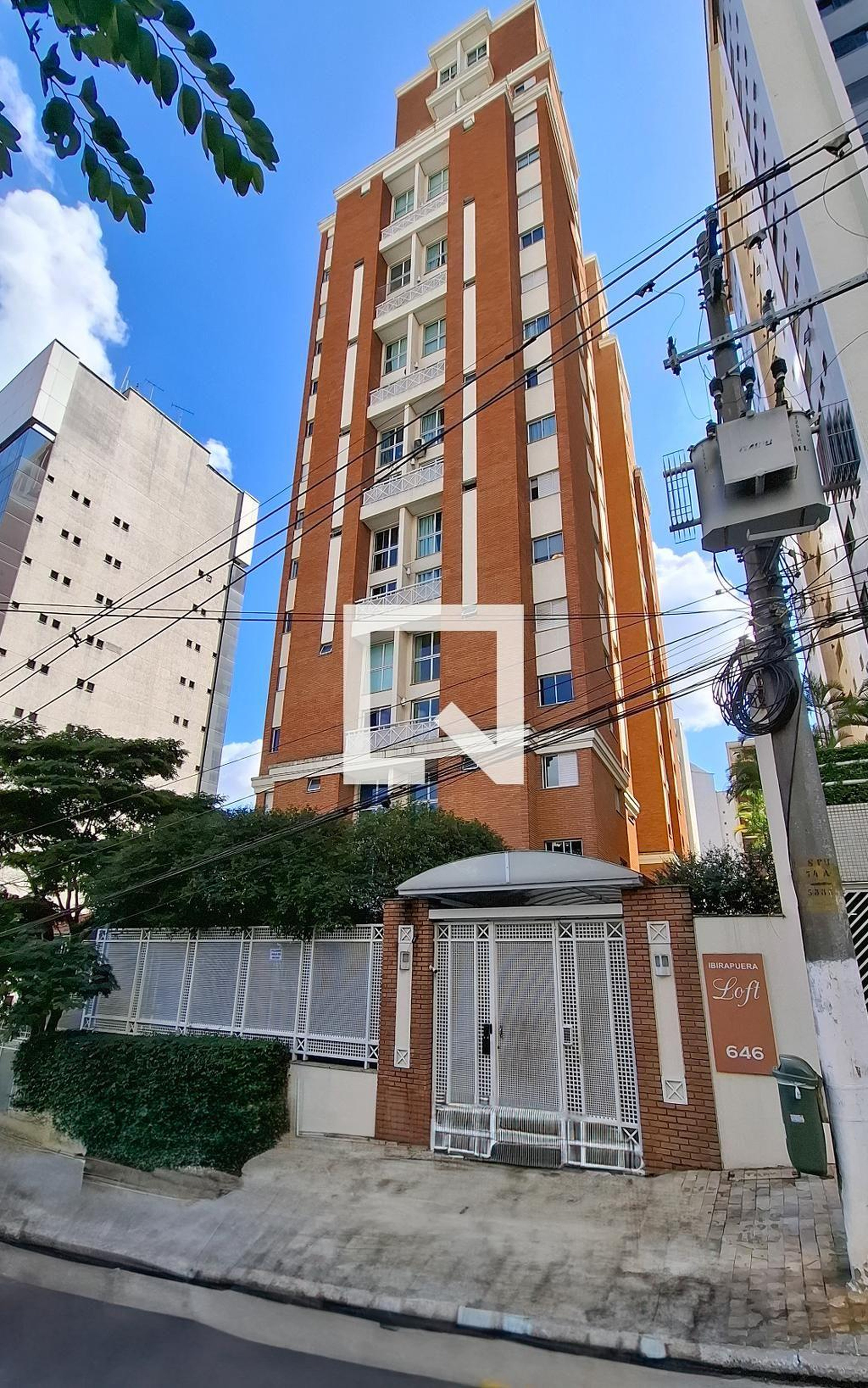 Fachada Condomínio Ibirapuera Loft