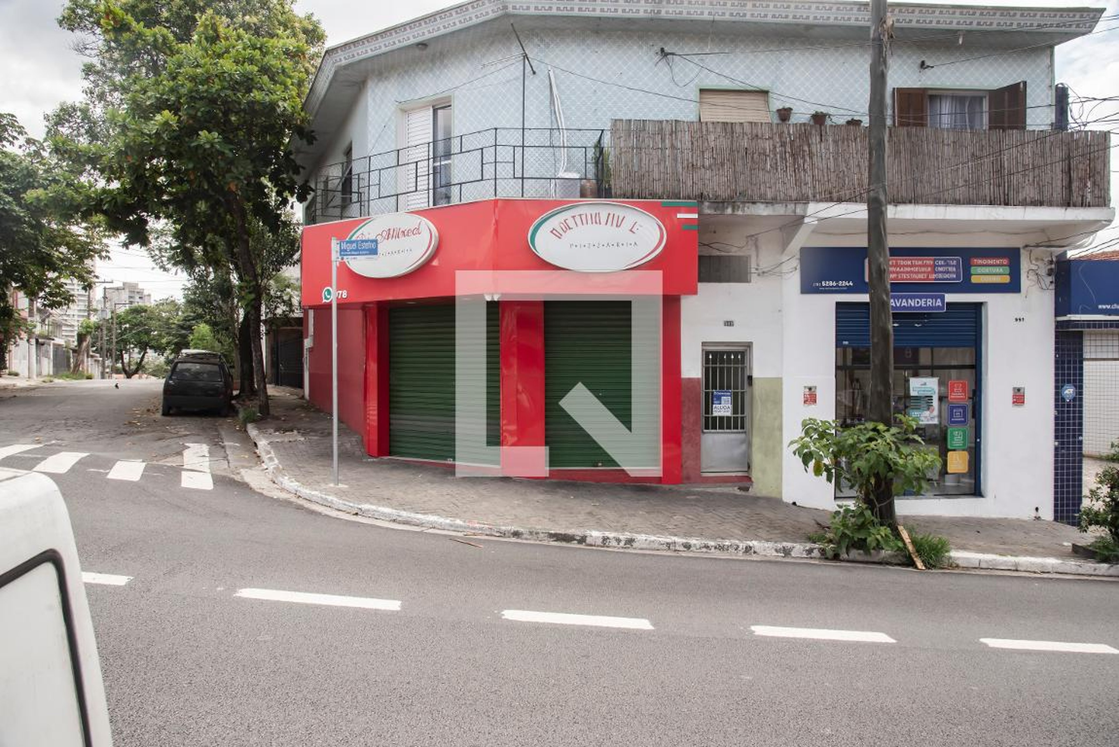 Fachada Condomínio em Avenida Miguel Estefno, 949