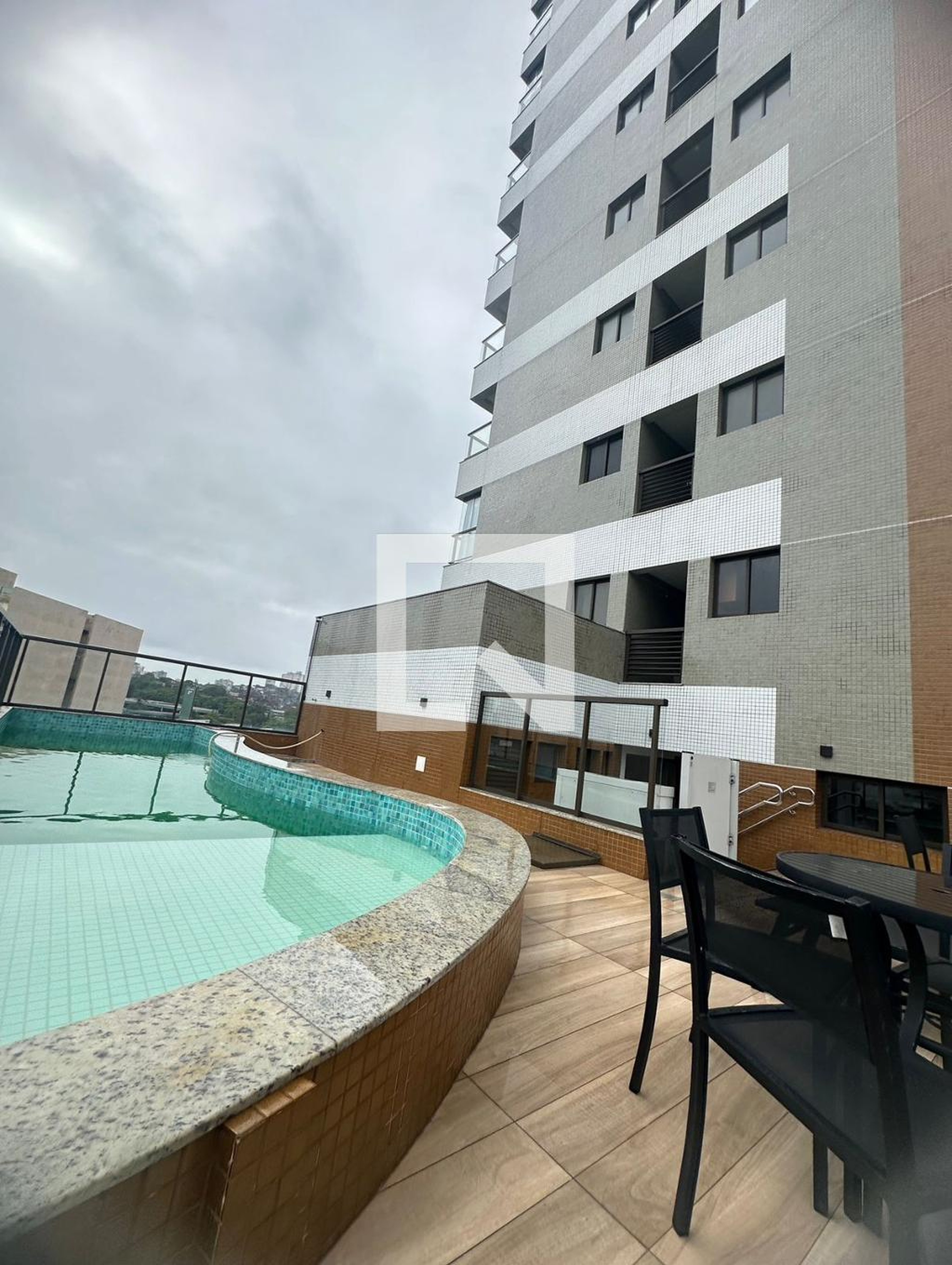 piscina - Facility Tower