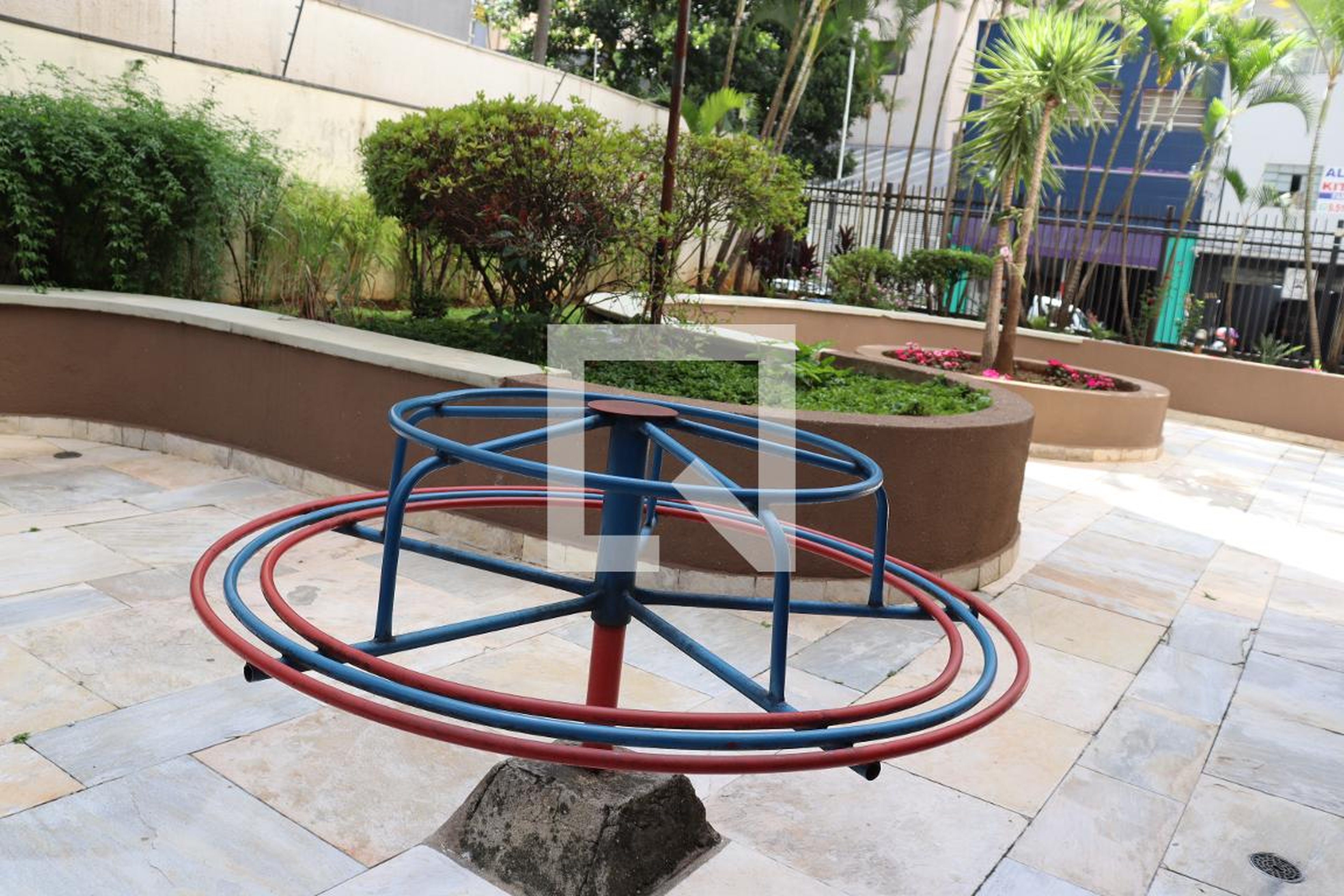 Playground - Edifício La Tuille