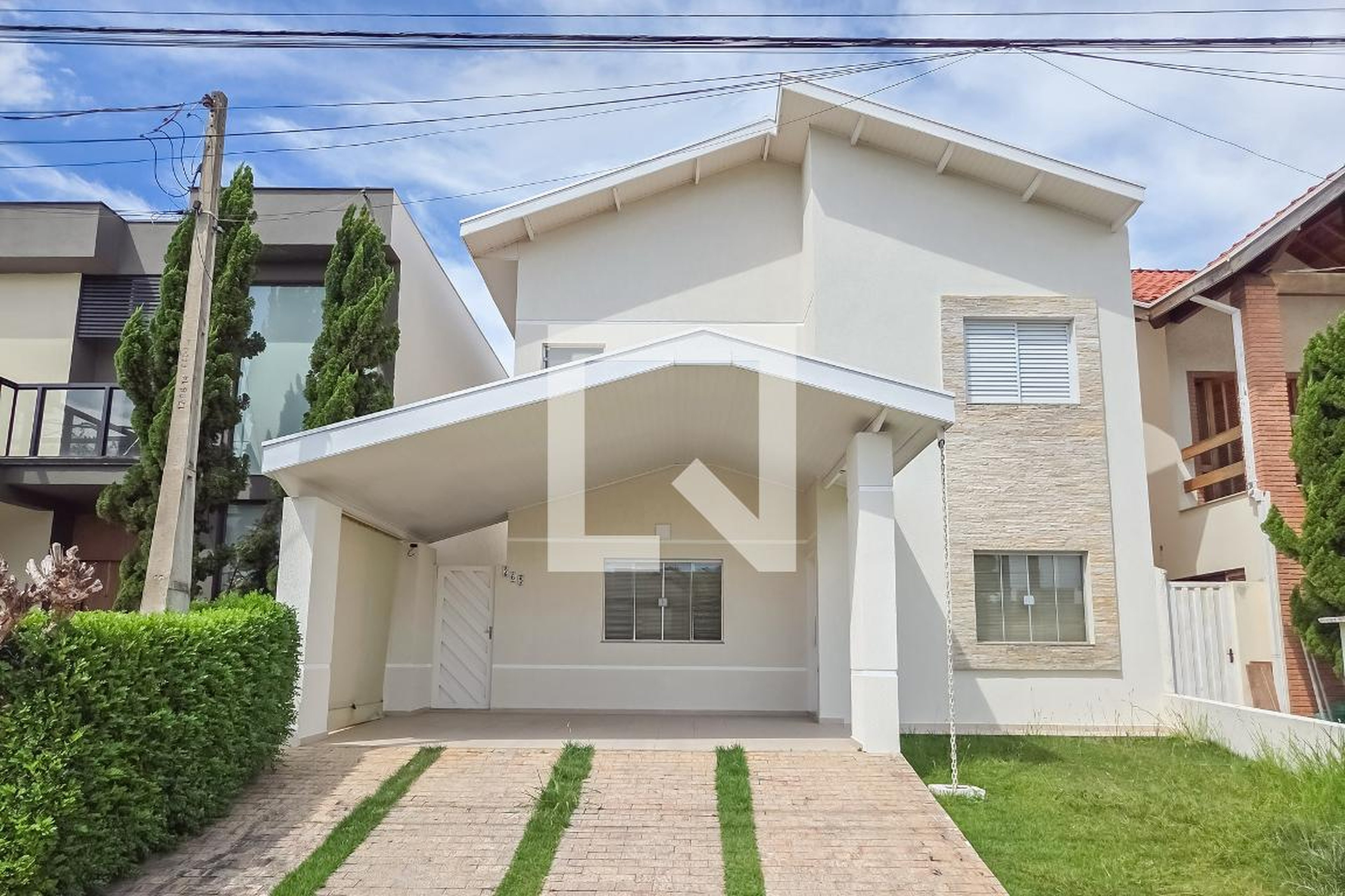 Fachada Condomínio em Rua das Condessas, 265