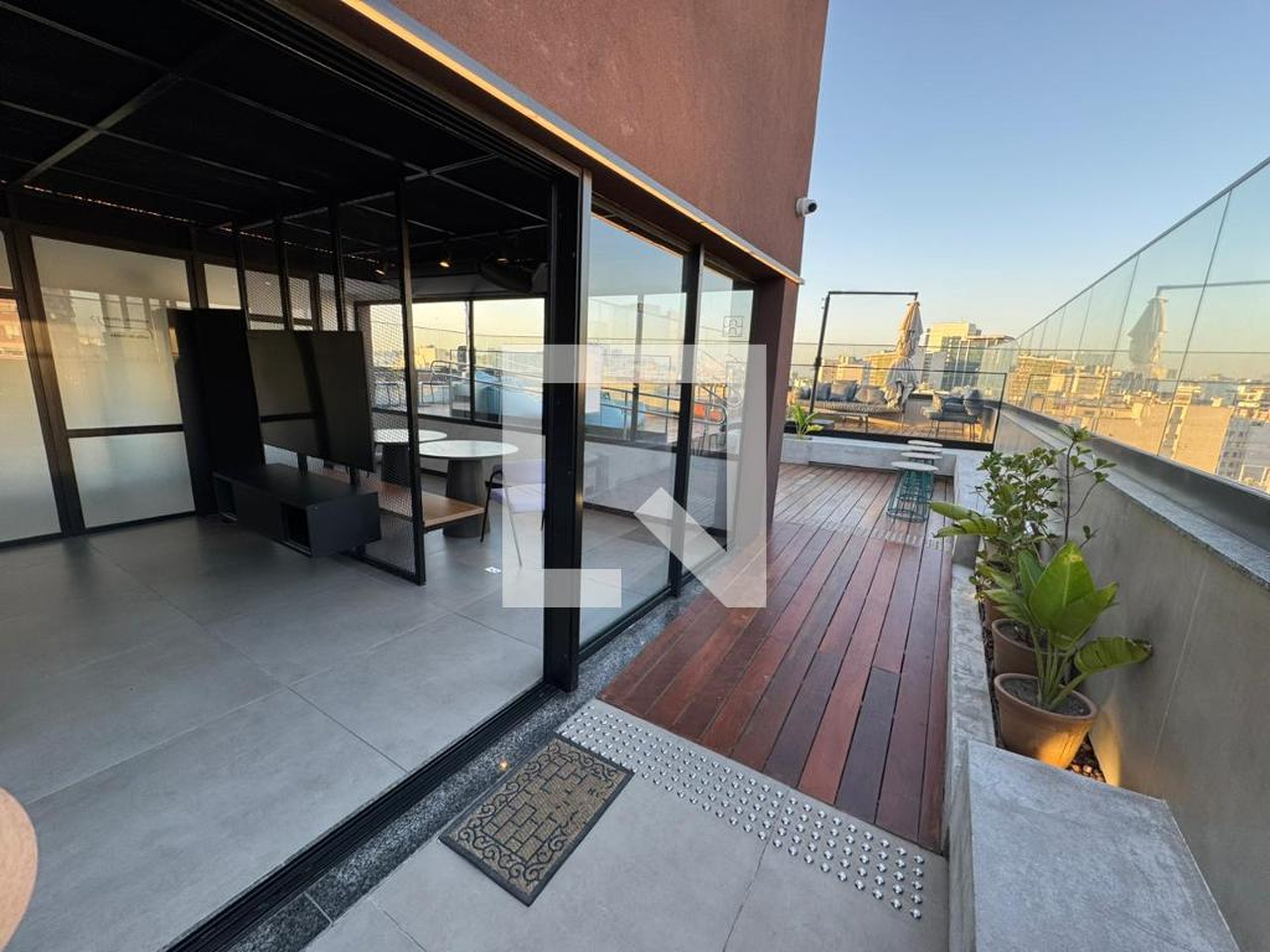 Área Comum - Edifício Enredo