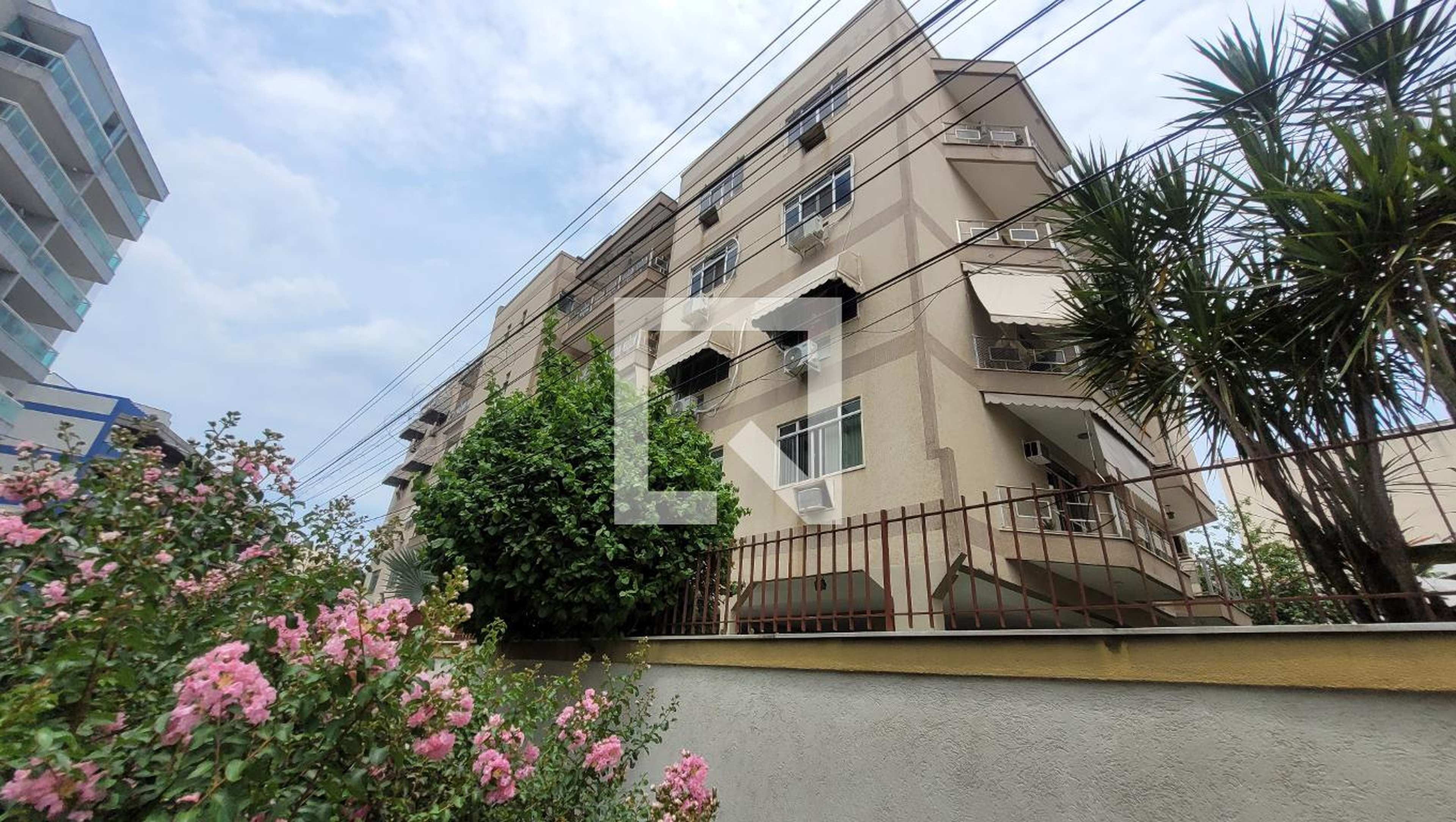 Fachada Condomínio Shangrilah