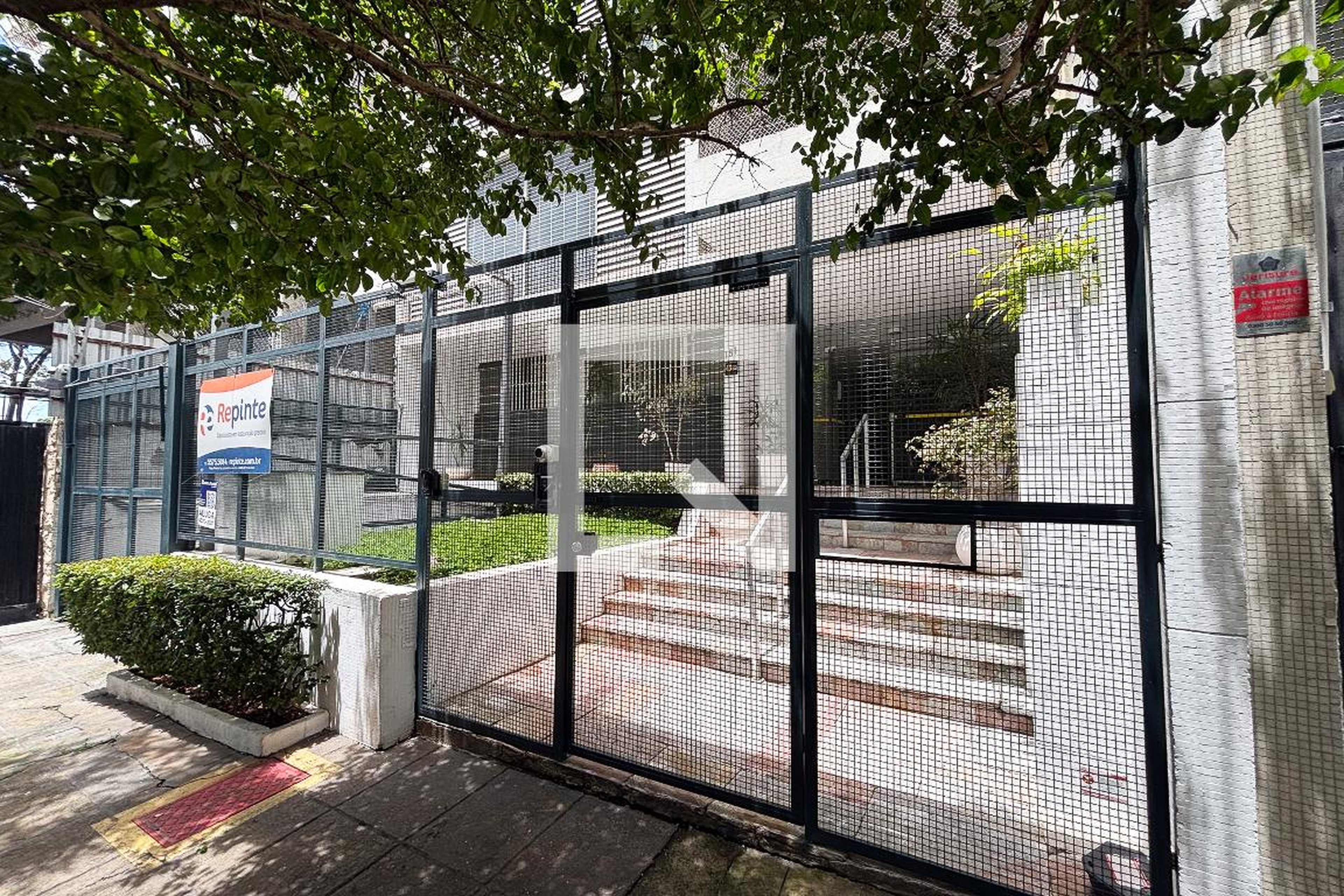 fachada do predio Condomínio Capitão prudente