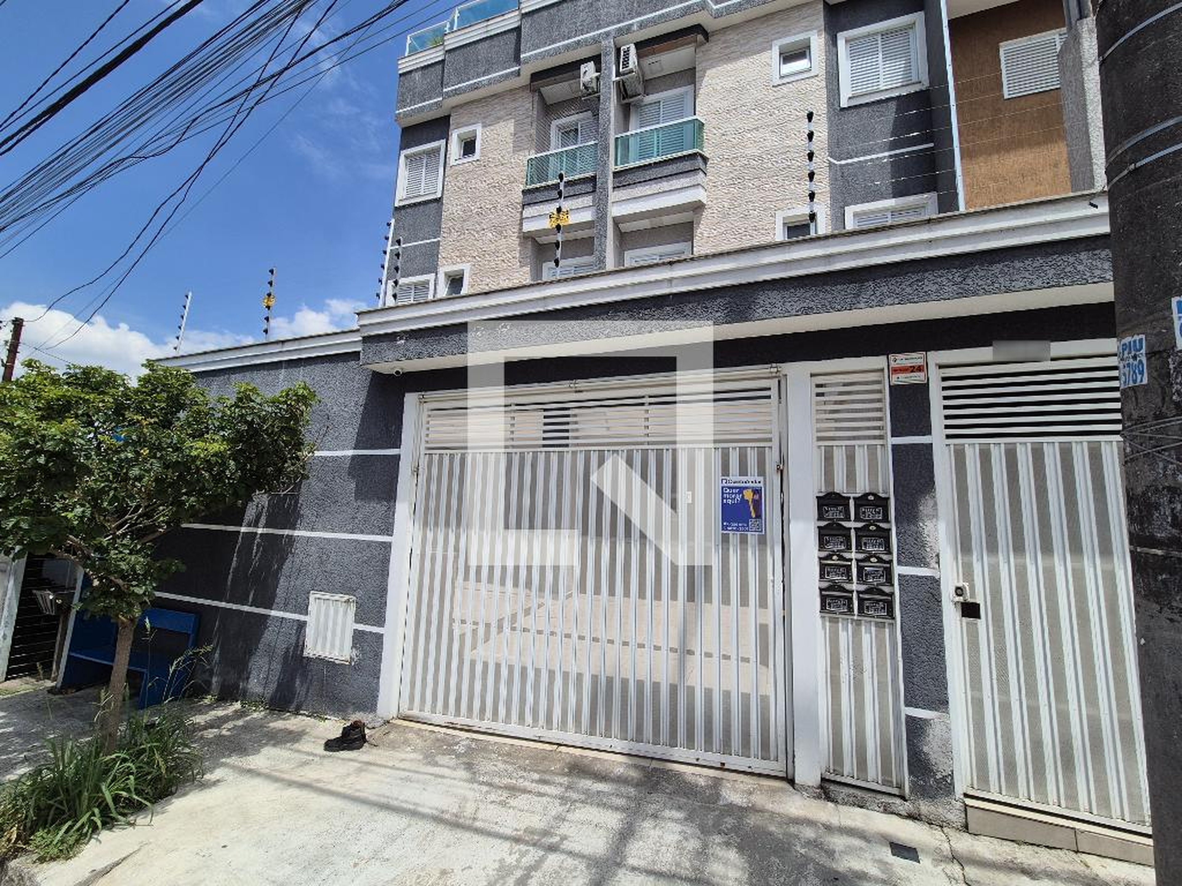 Fachada Condomínio em Rua Japão, 1121